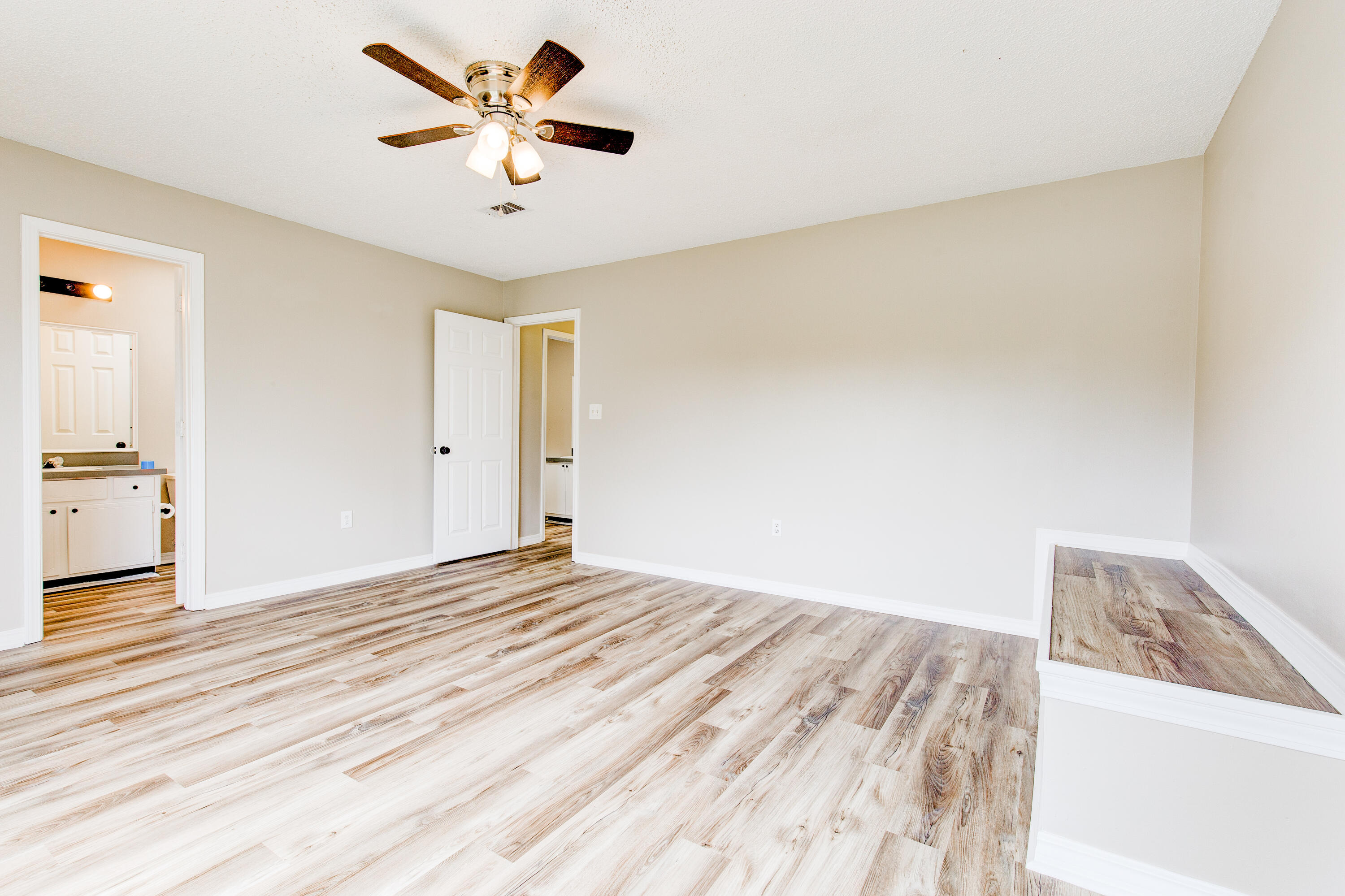 SANDY RIDGE ESTATES - Residential