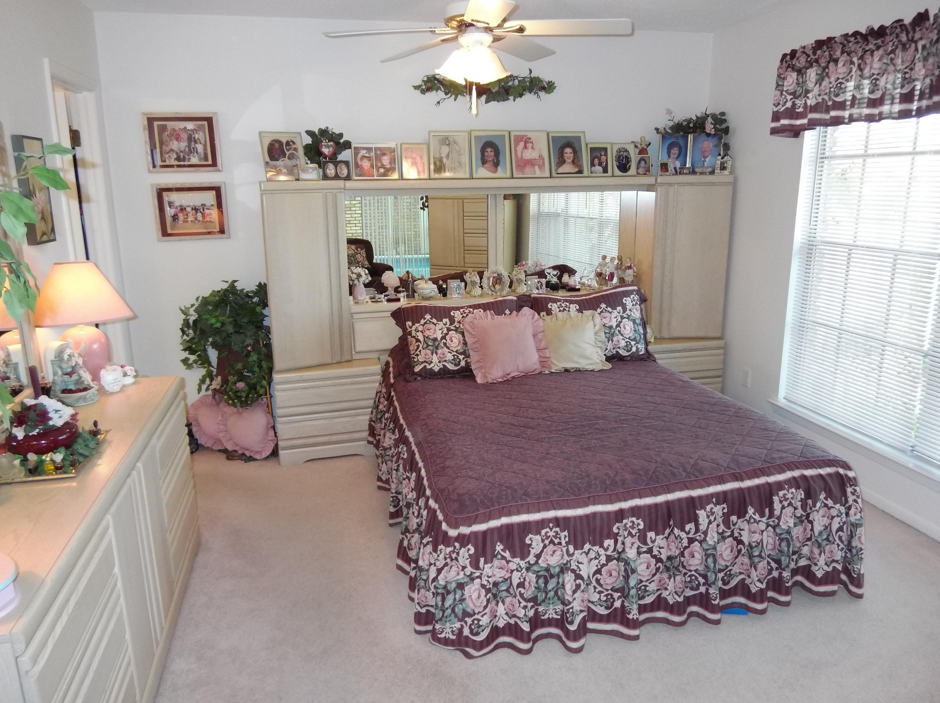 COLONY ESTATES - Residential