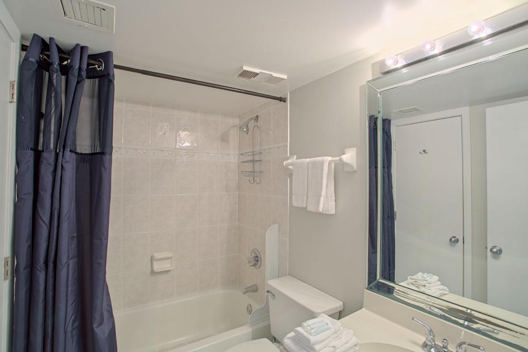 MAINSAIL CONDO PH 5 - Residential