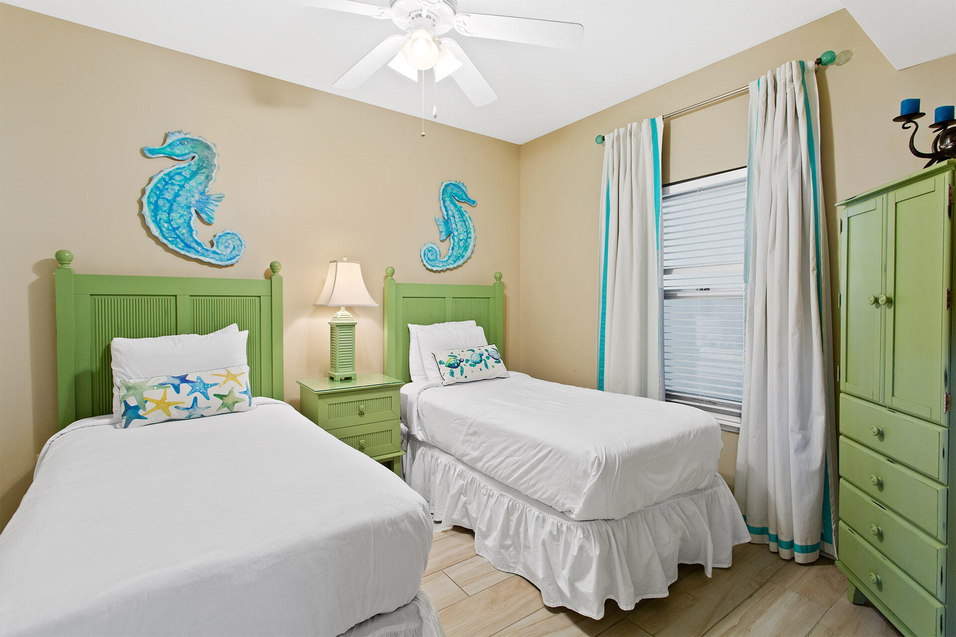 Ariel Dunes ll - Residential