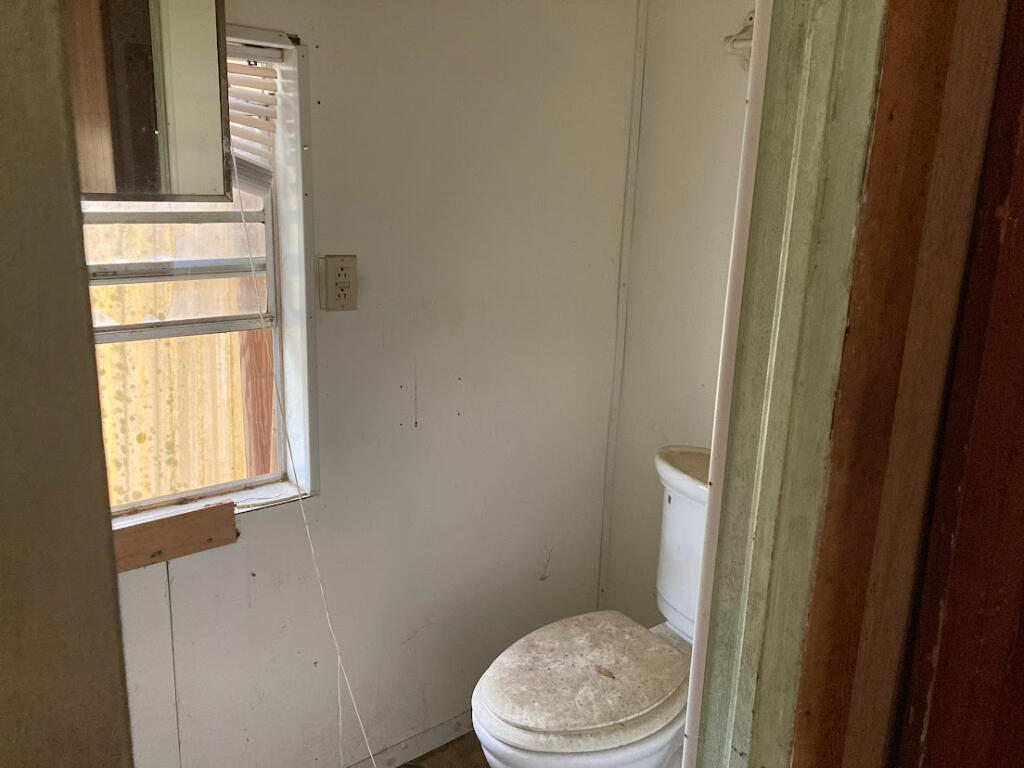 CRESTVIEW - Residential