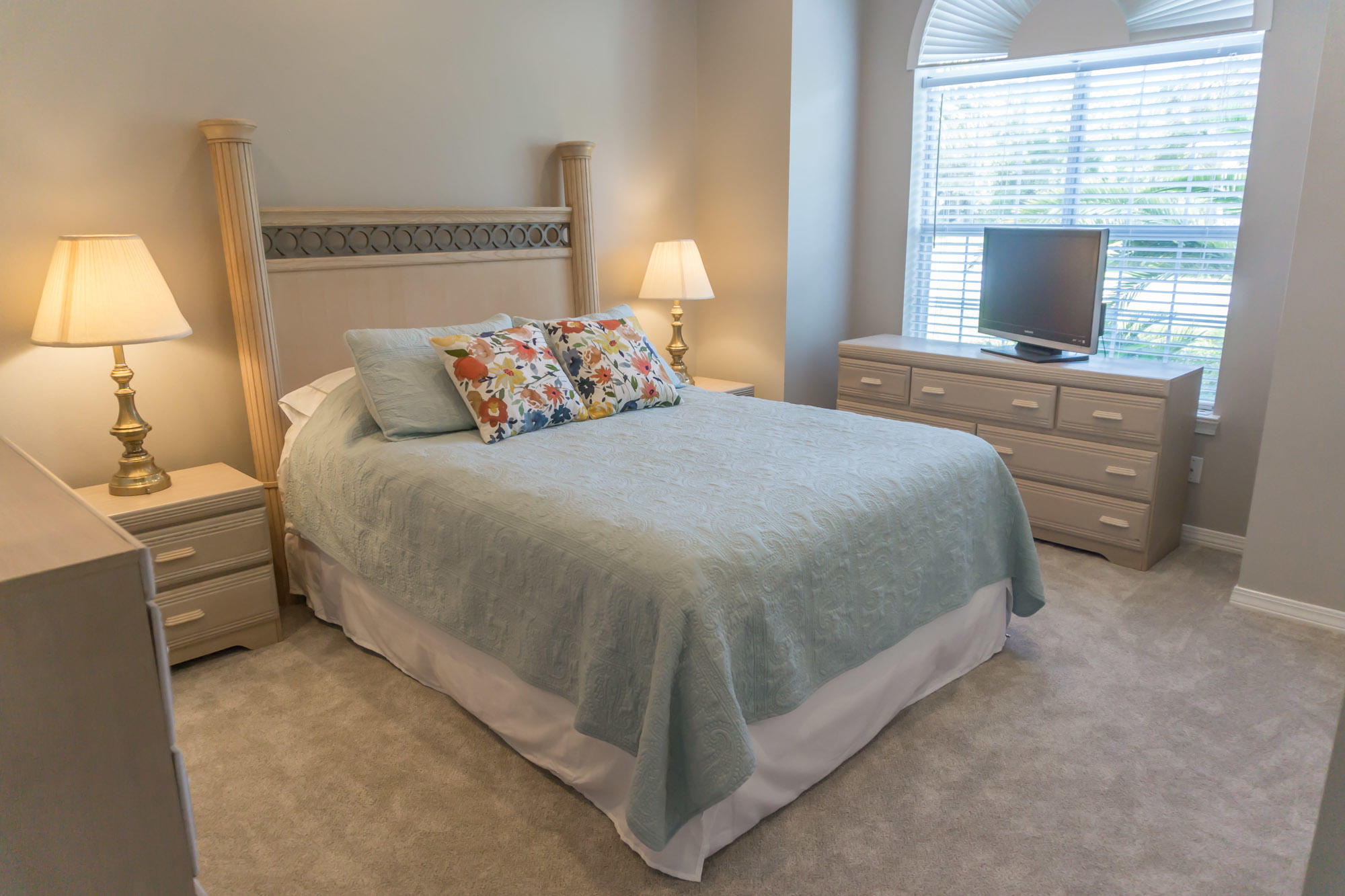 EMERALD BAY-BAYWINDS GOLF ESTATES PH 2 - Residential