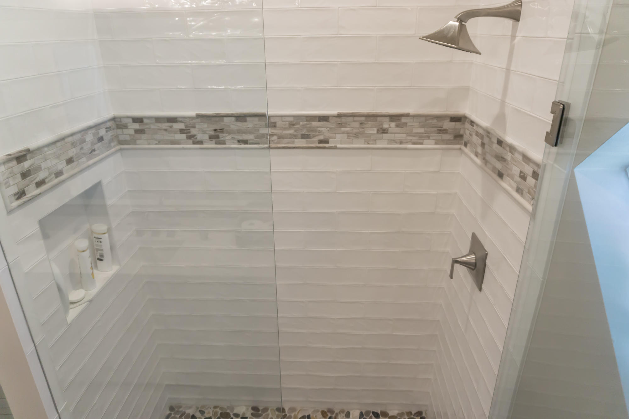 EMERALD BAY-BAYWINDS GOLF ESTATES PH 2 - Residential