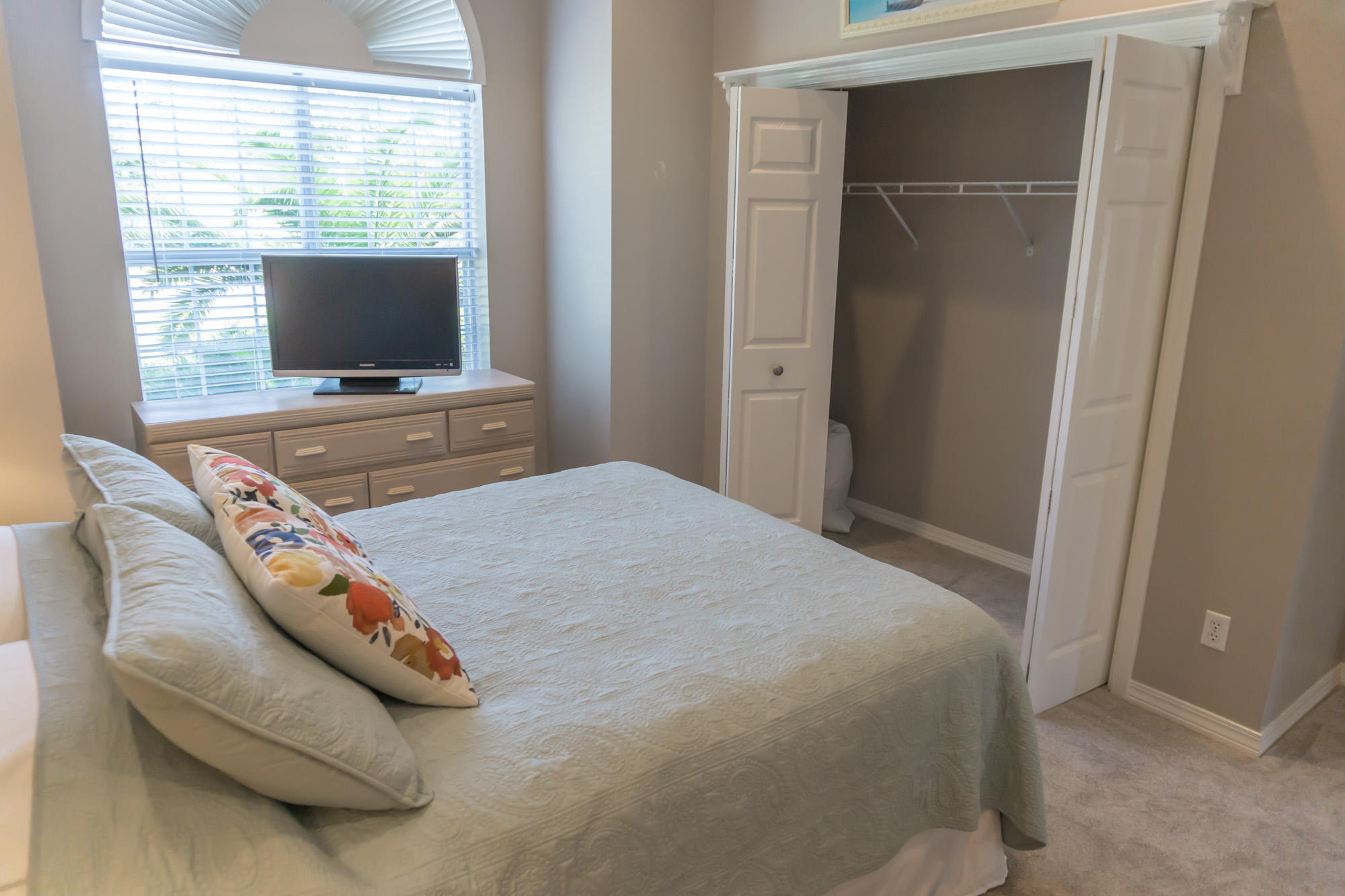 EMERALD BAY-BAYWINDS GOLF ESTATES PH 2 - Residential