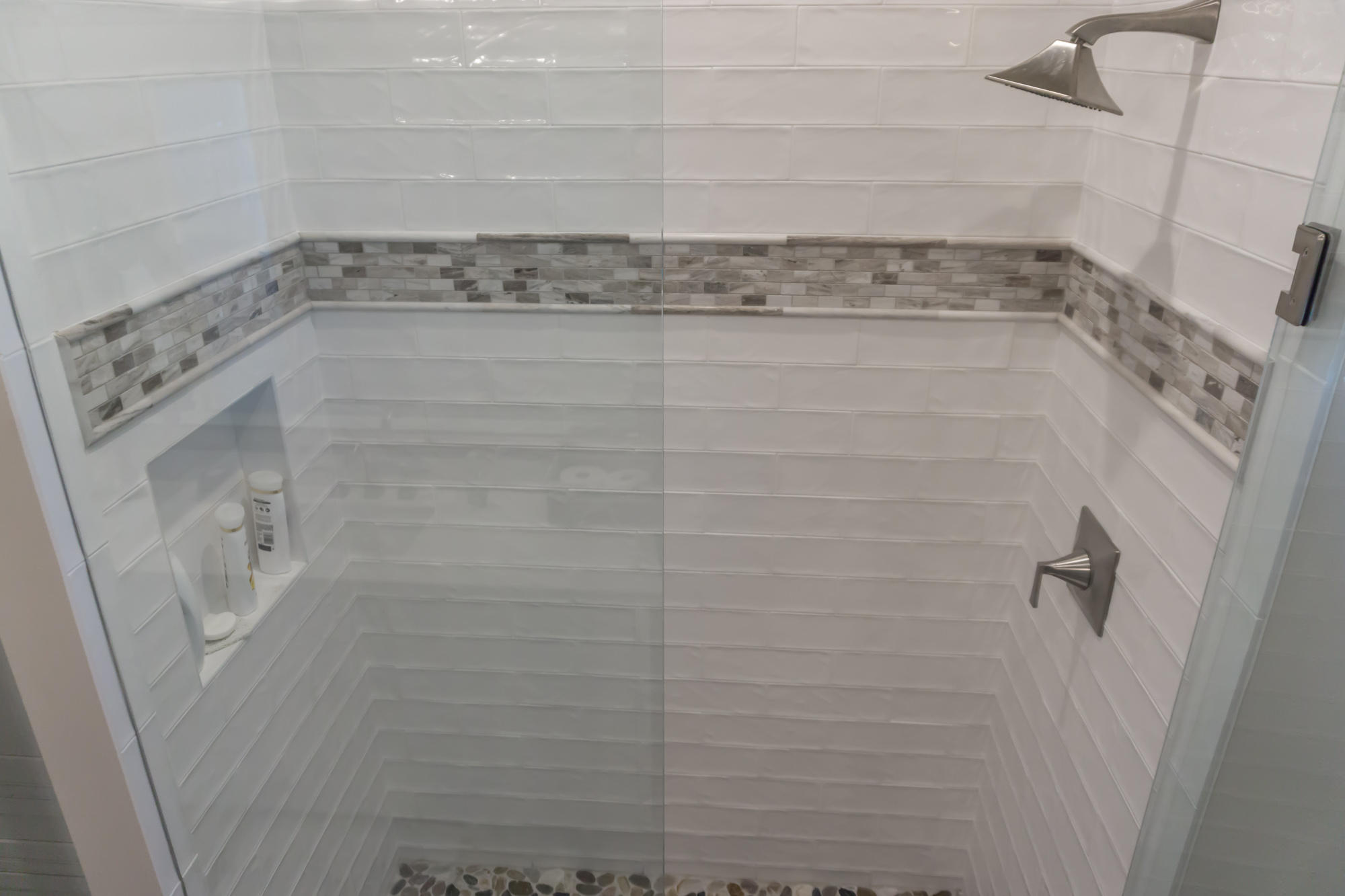 EMERALD BAY-BAYWINDS GOLF ESTATES PH 2 - Residential