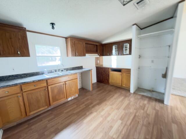 BAREFOOT ESTATES - Residential