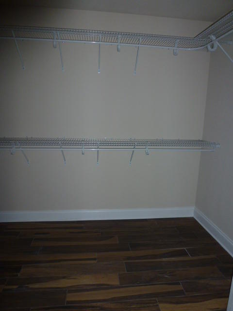 SEASHORE VILLAGE - Residential