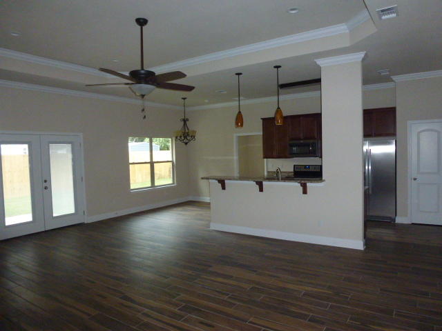 SEASHORE VILLAGE - Residential