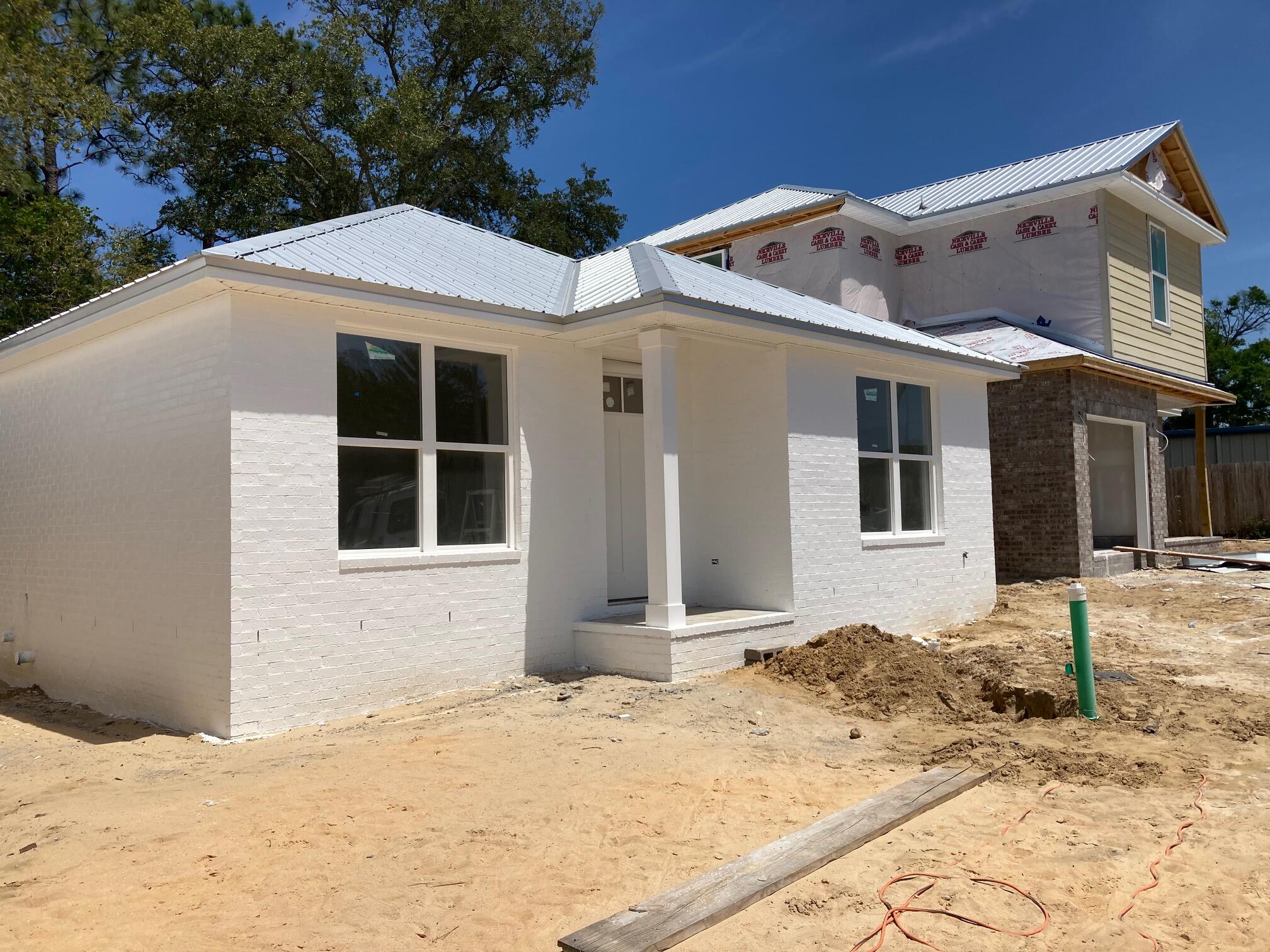 KAKE COTTAGES - Residential