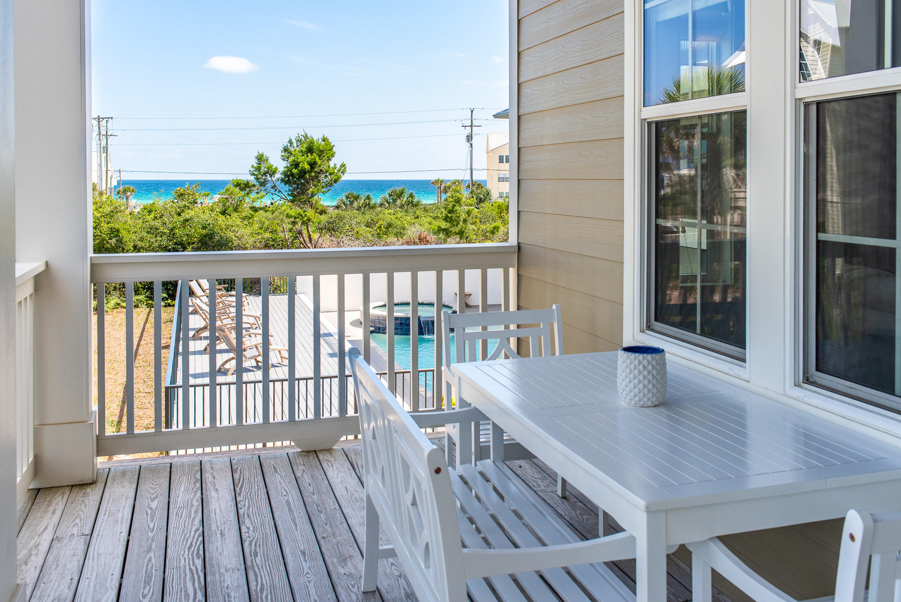 BEACH HIGHLANDS - Residential