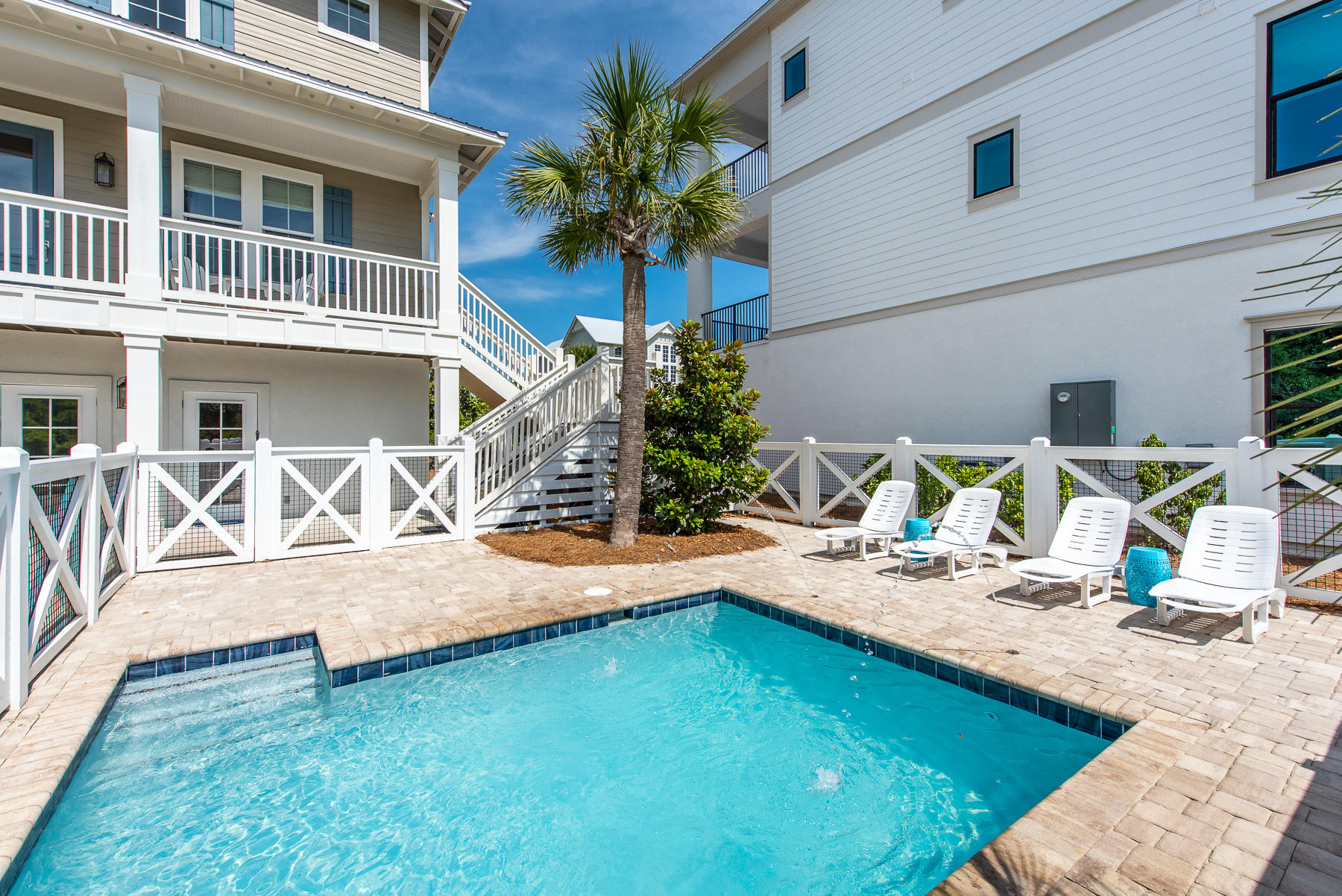 BEACH HIGHLANDS - Residential