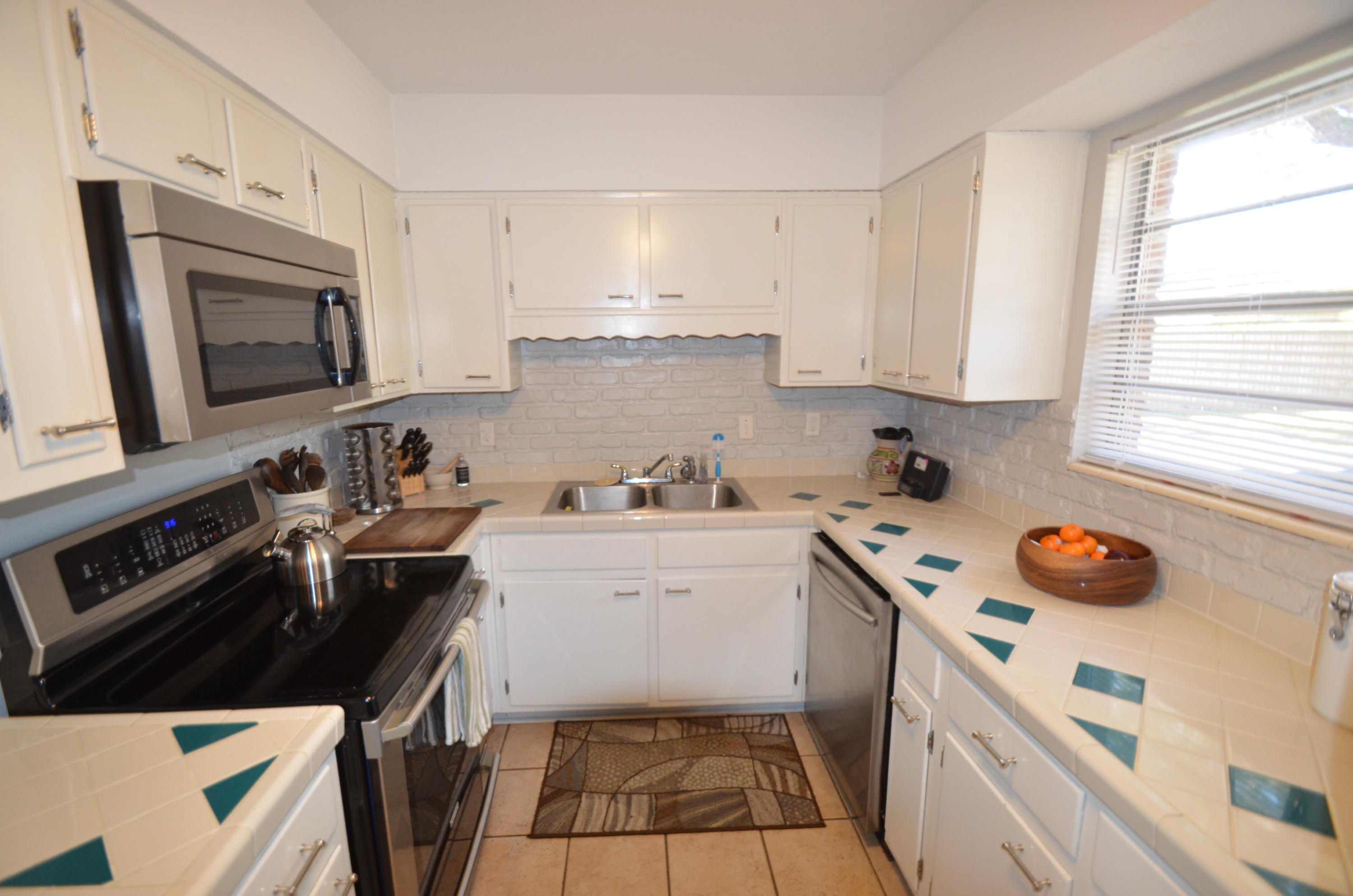 Colony Estates 3rd Addn - Residential Lease