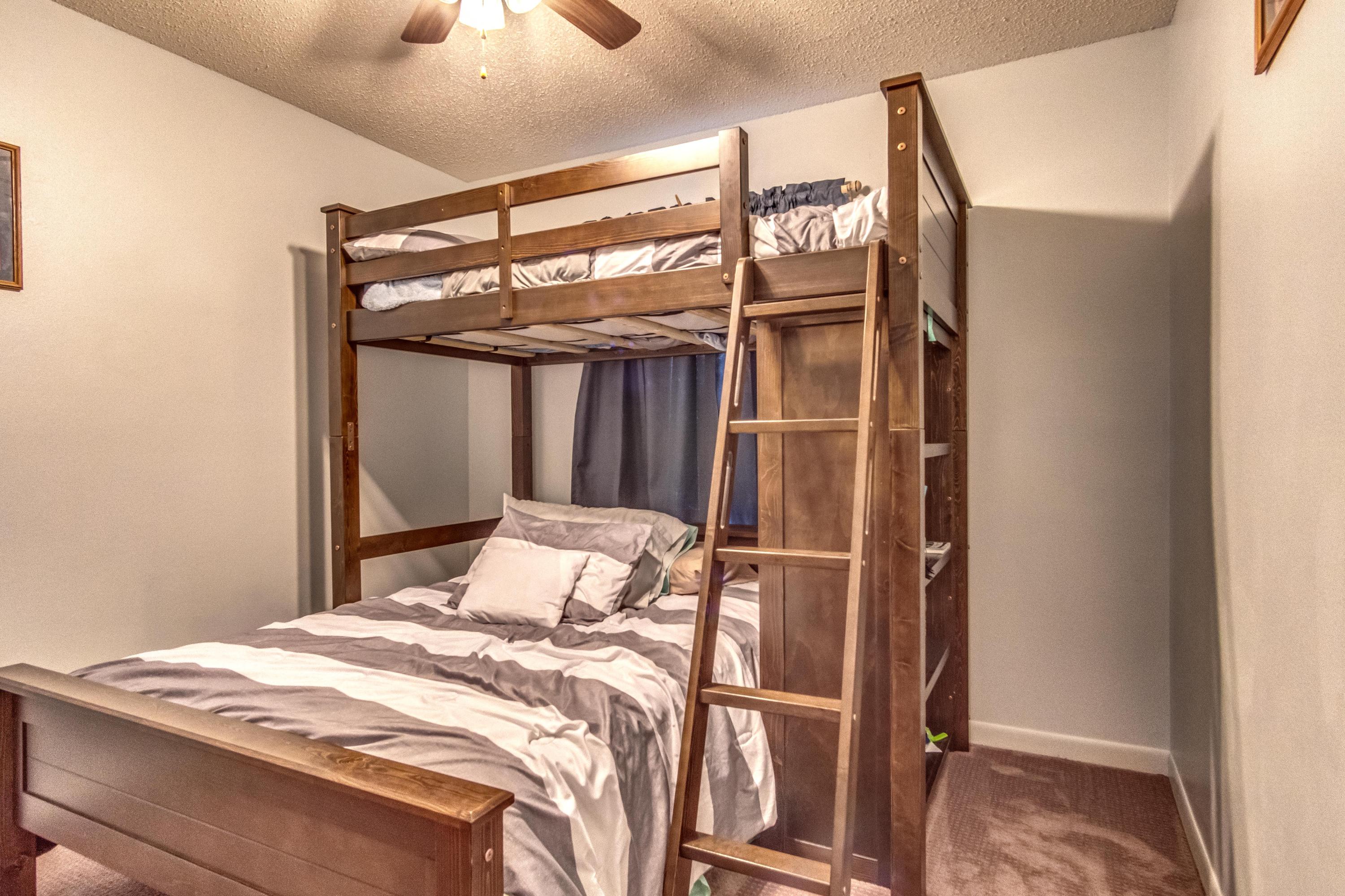 PINE HAVEN S/D - Residential