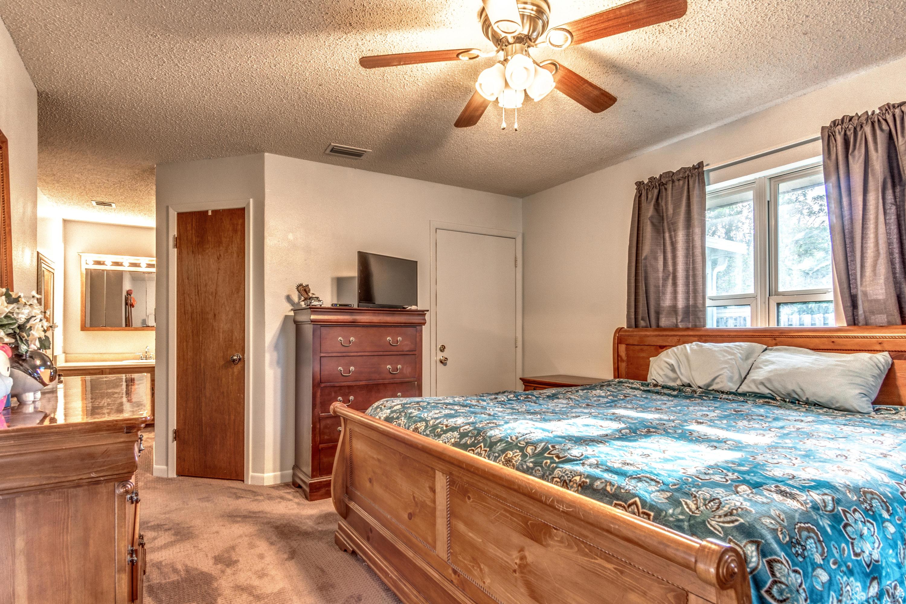 PINE HAVEN S/D - Residential