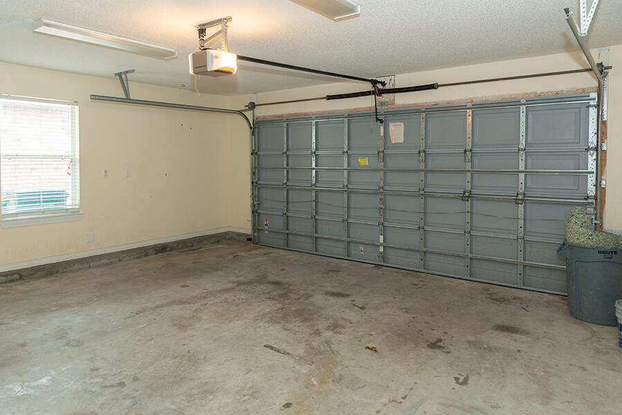 EMERALD VILLAGE S/D - Residential Lease