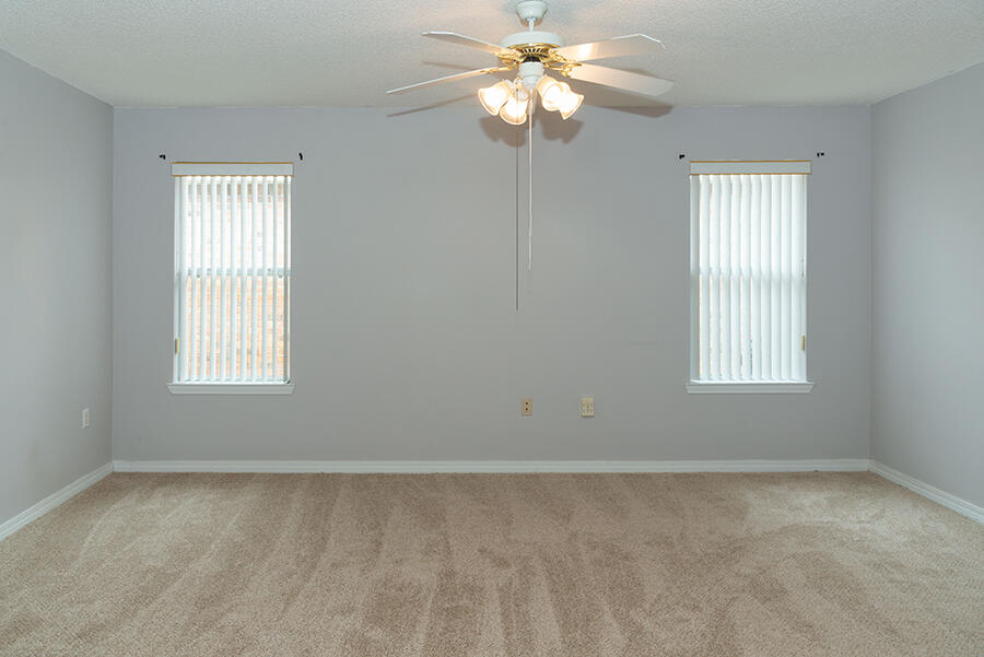 EMERALD VILLAGE S/D - Residential Lease