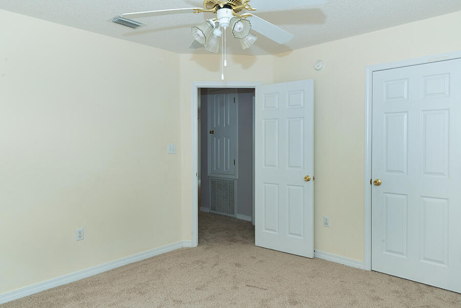 EMERALD VILLAGE S/D - Residential Lease