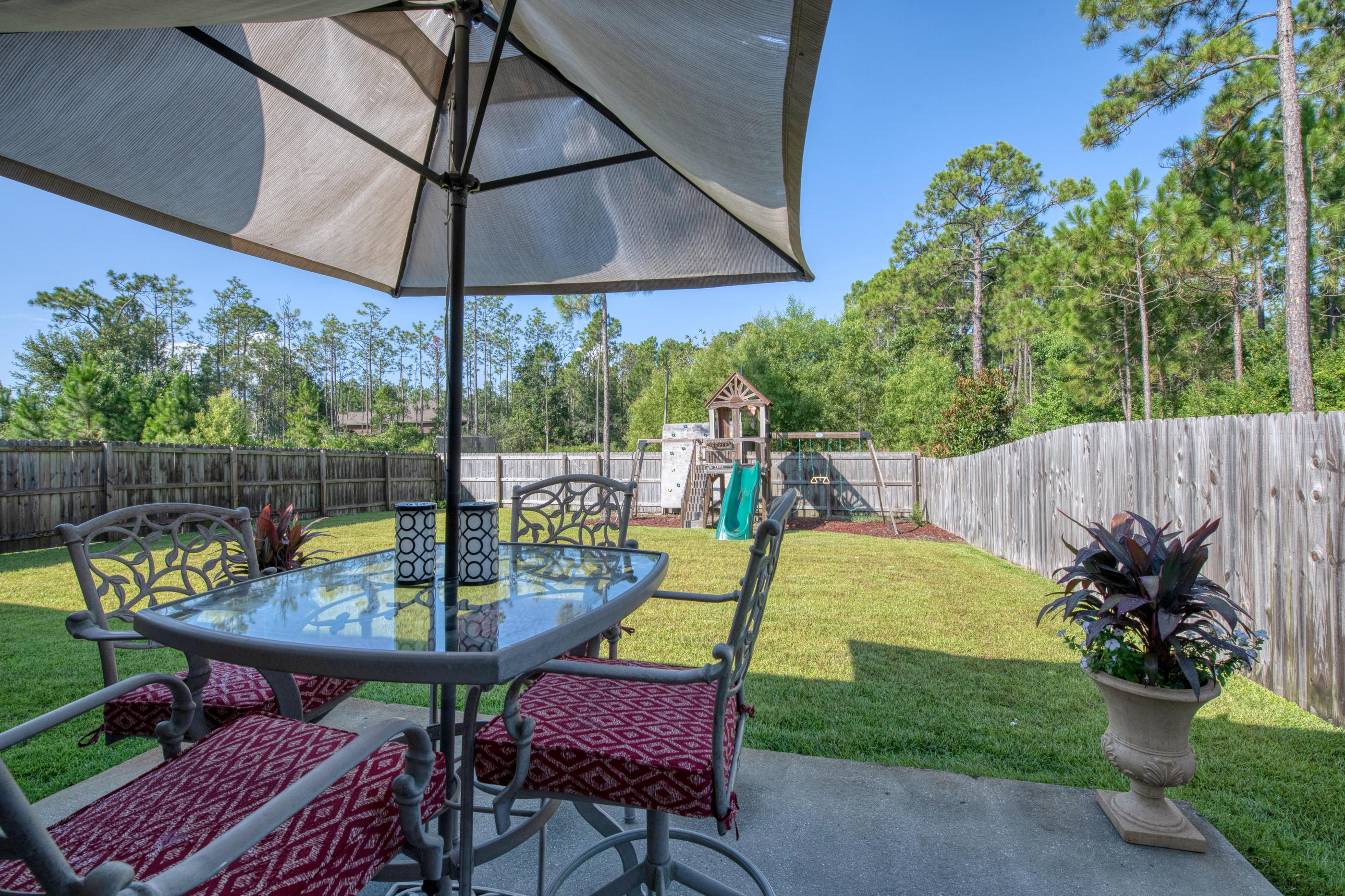 COTTAGES AT EAST RIVER - Residential