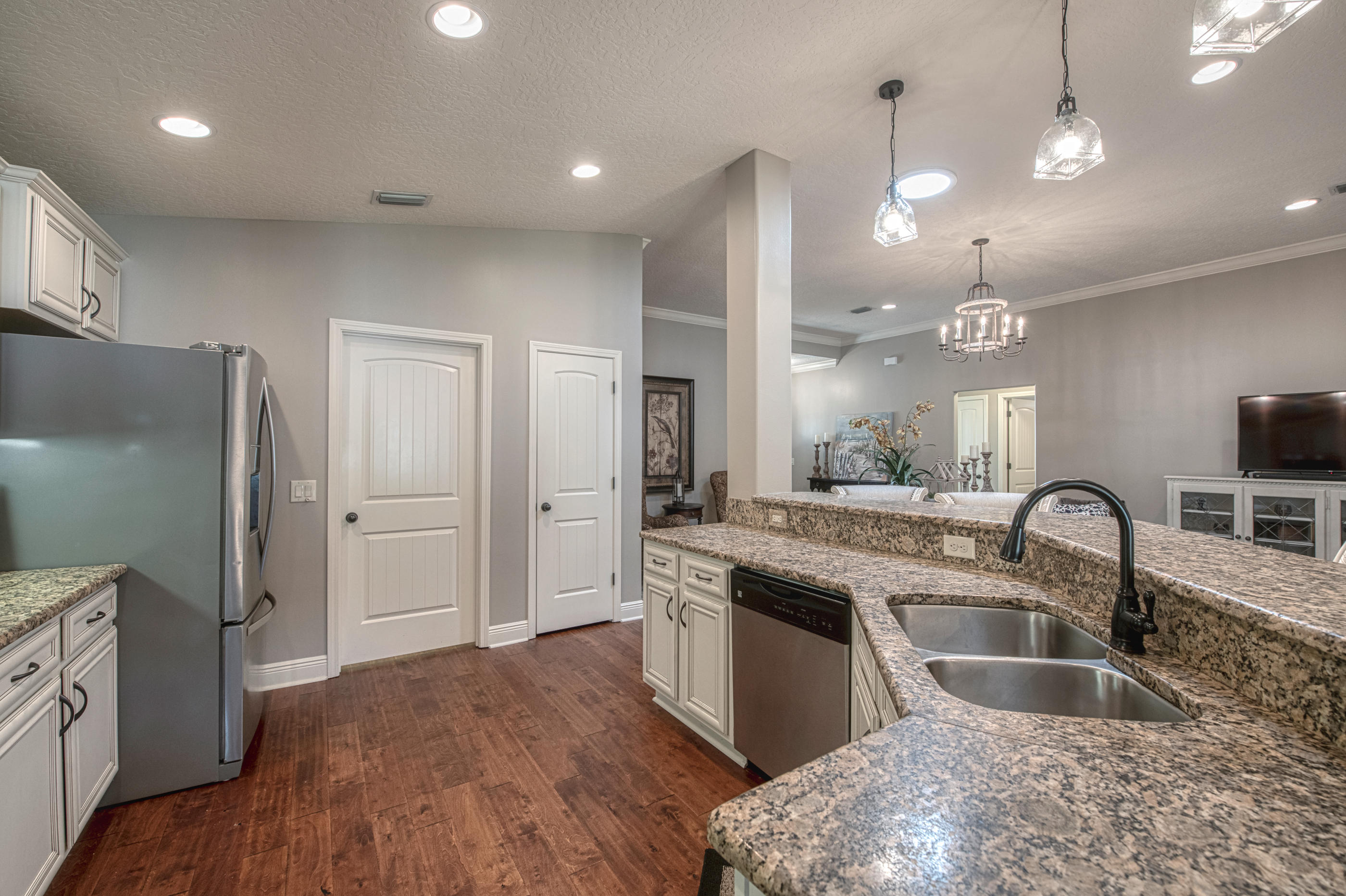 COTTAGES AT EAST RIVER - Residential