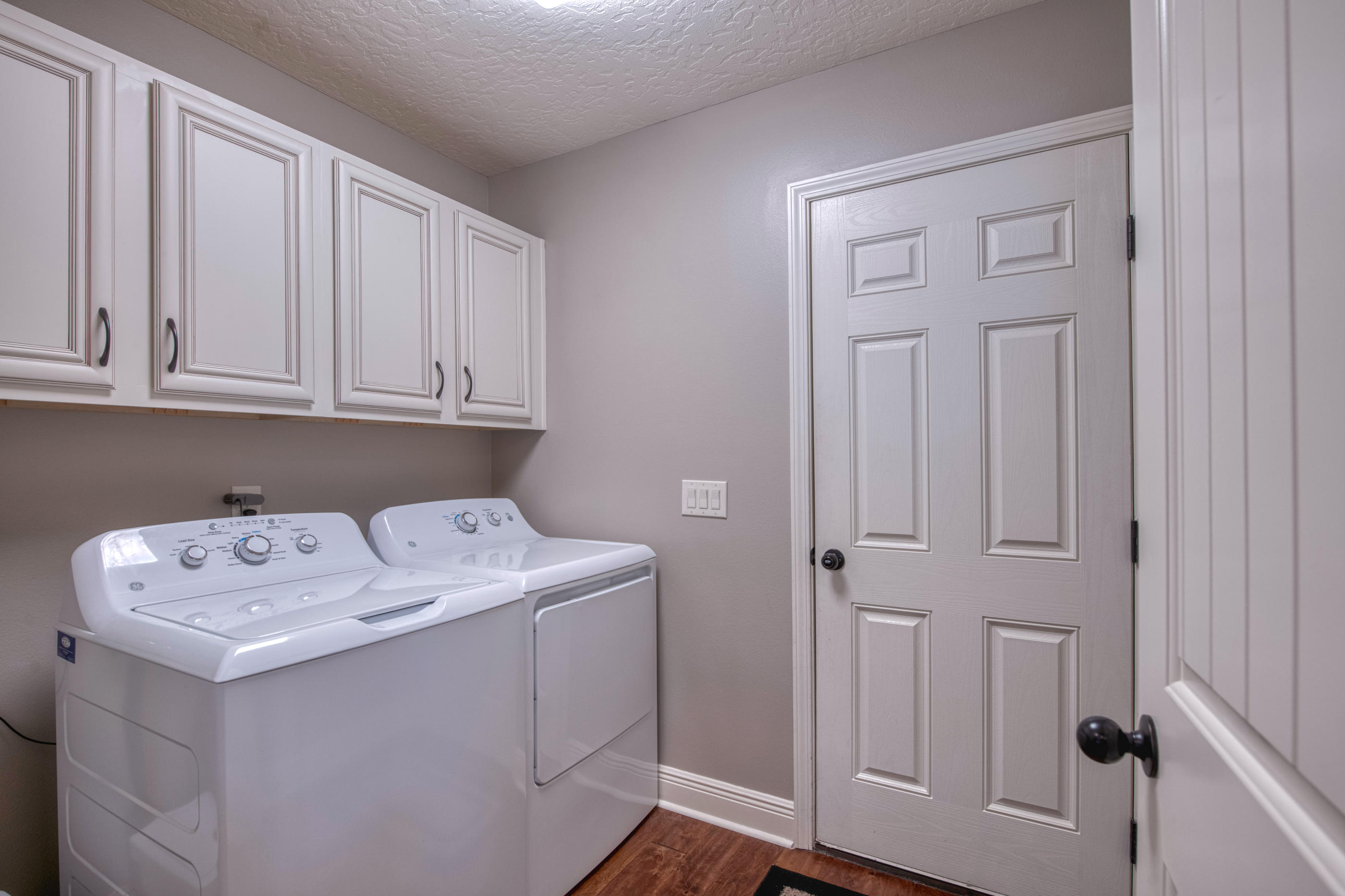 COTTAGES AT EAST RIVER - Residential