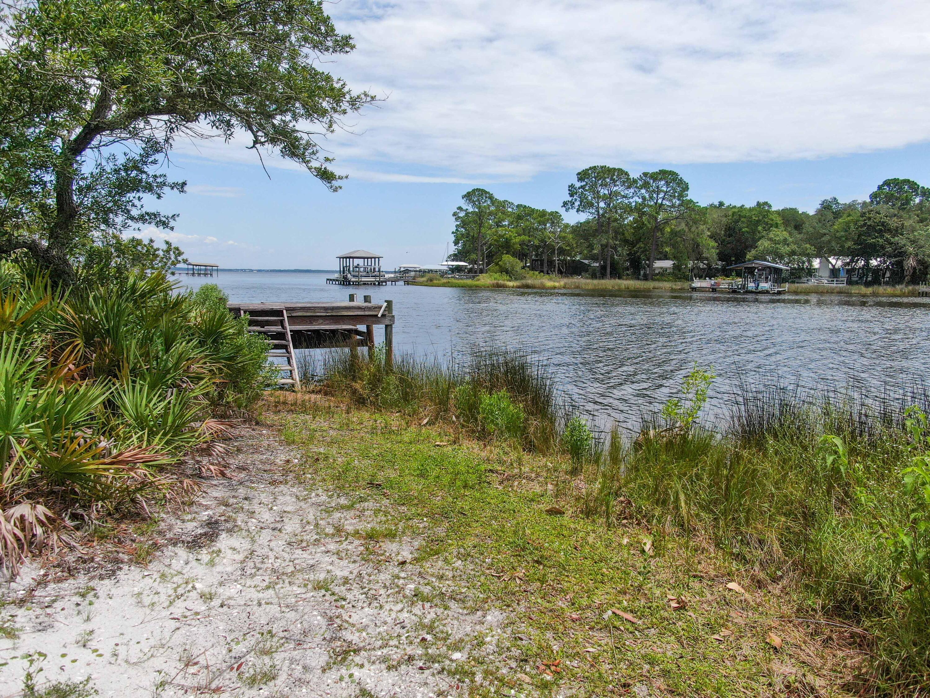 DRIFTWOOD ESTATES - Residential