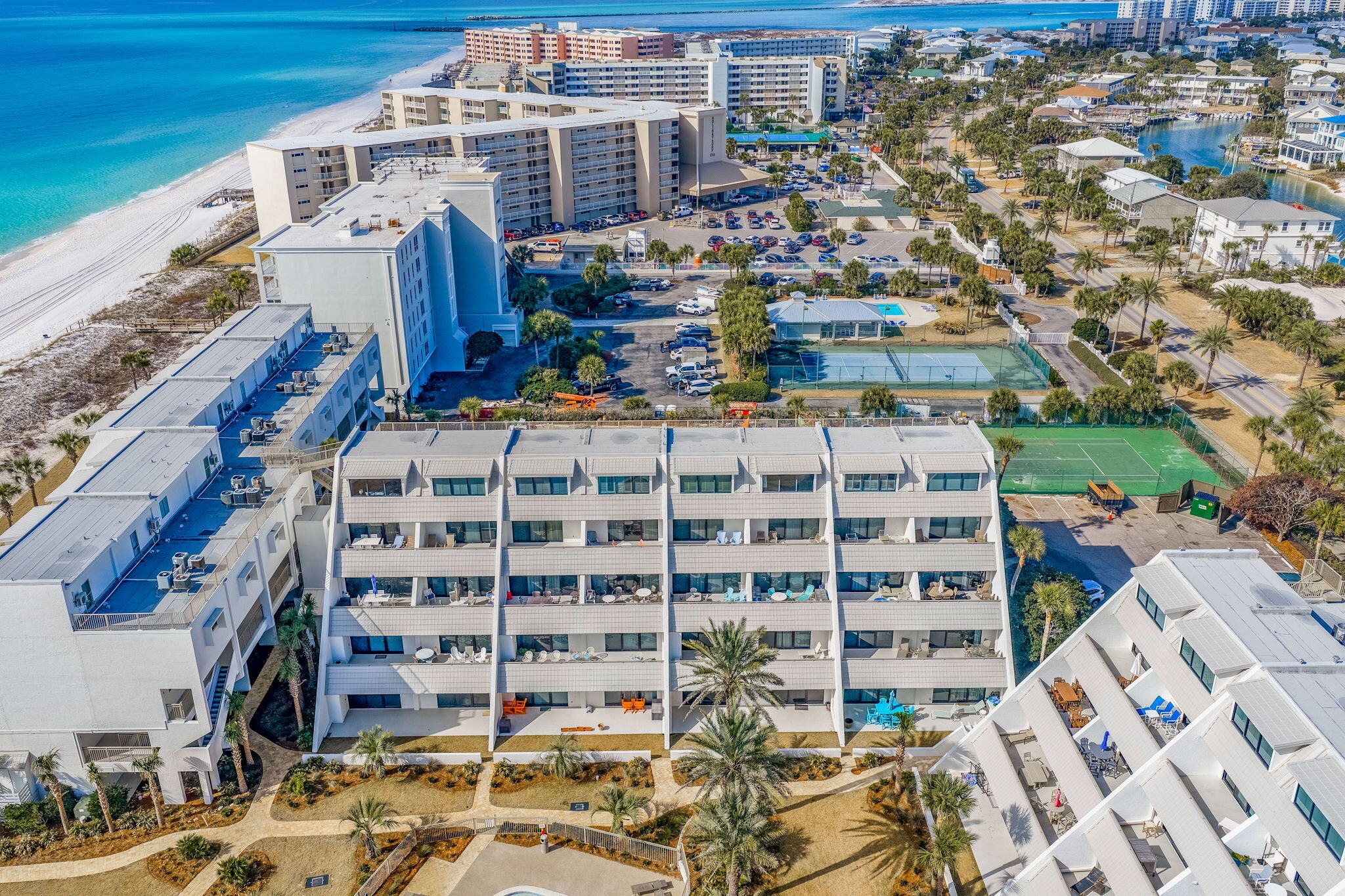 AEGEAN CONDO - Residential