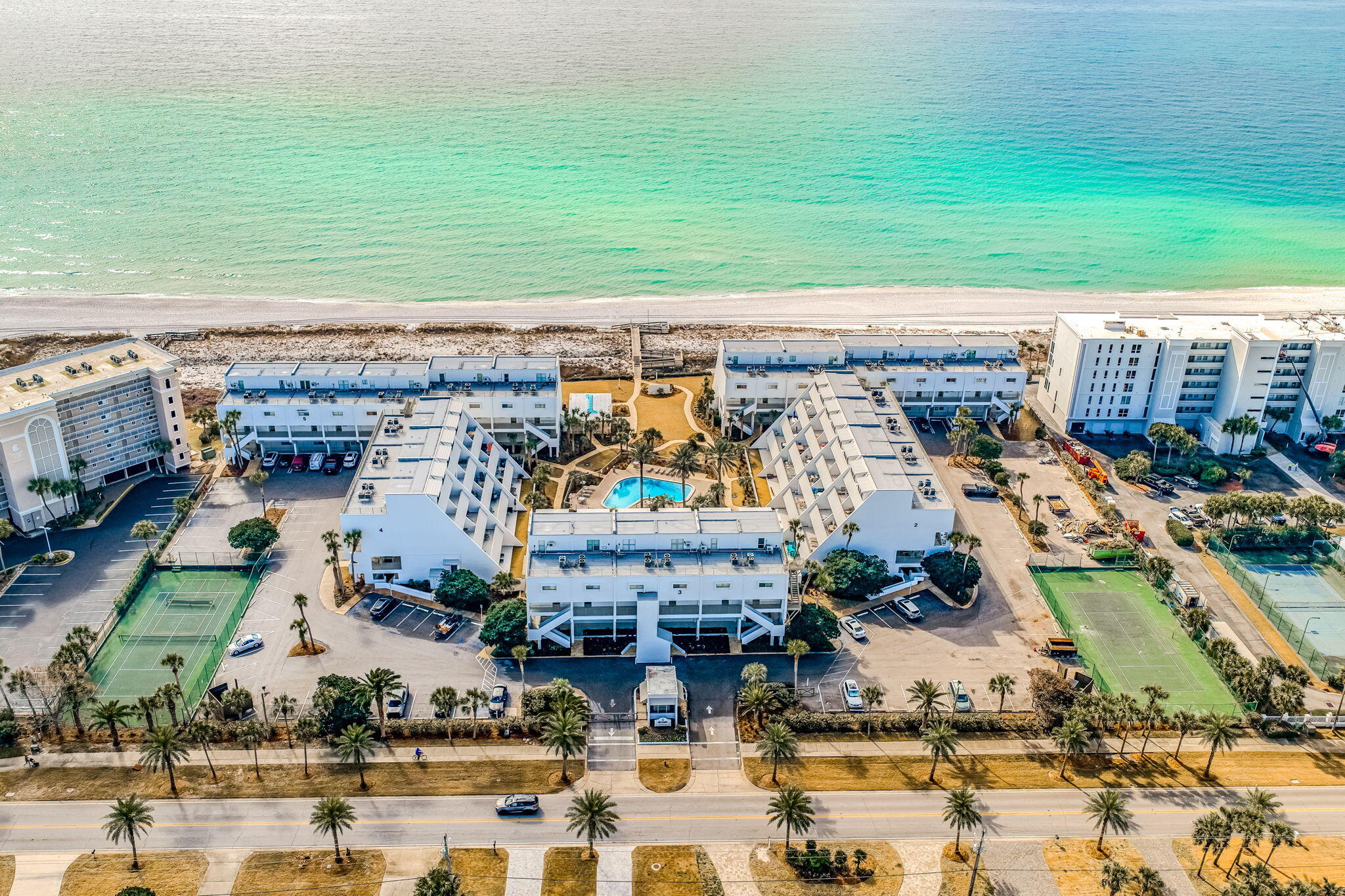 AEGEAN CONDO - Residential