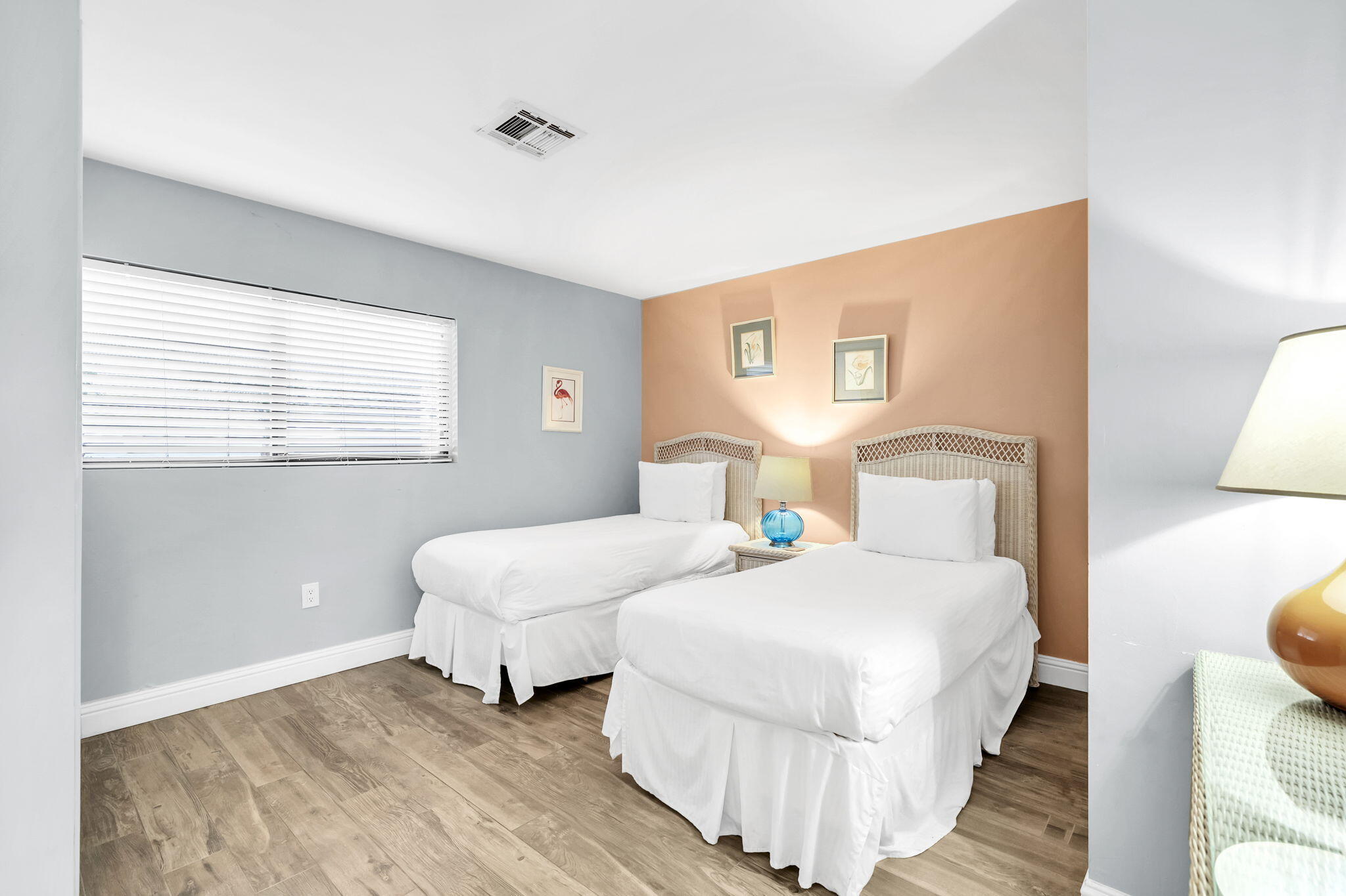 AEGEAN CONDO - Residential