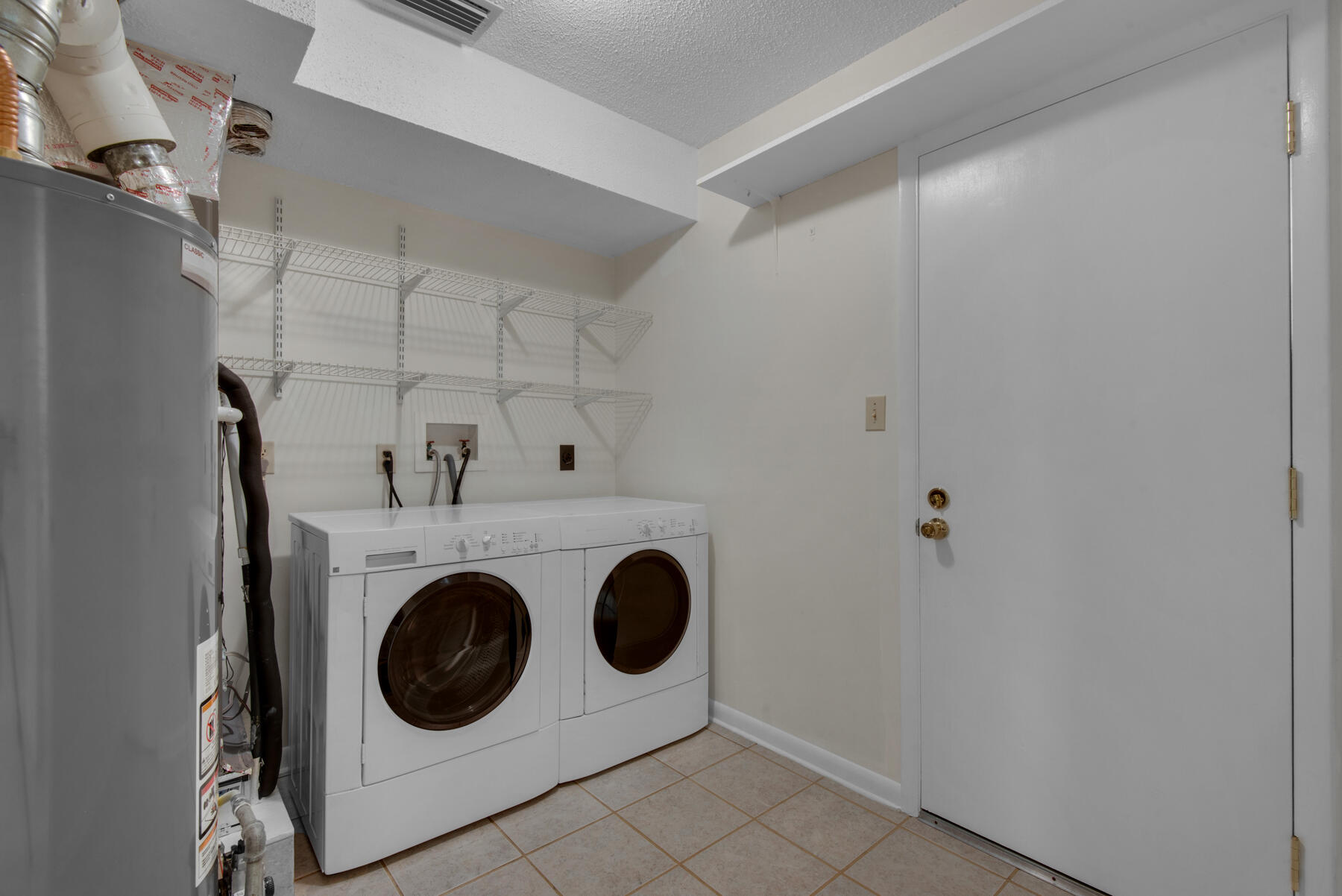 COUNTRY VILLAS PH 2 - Residential