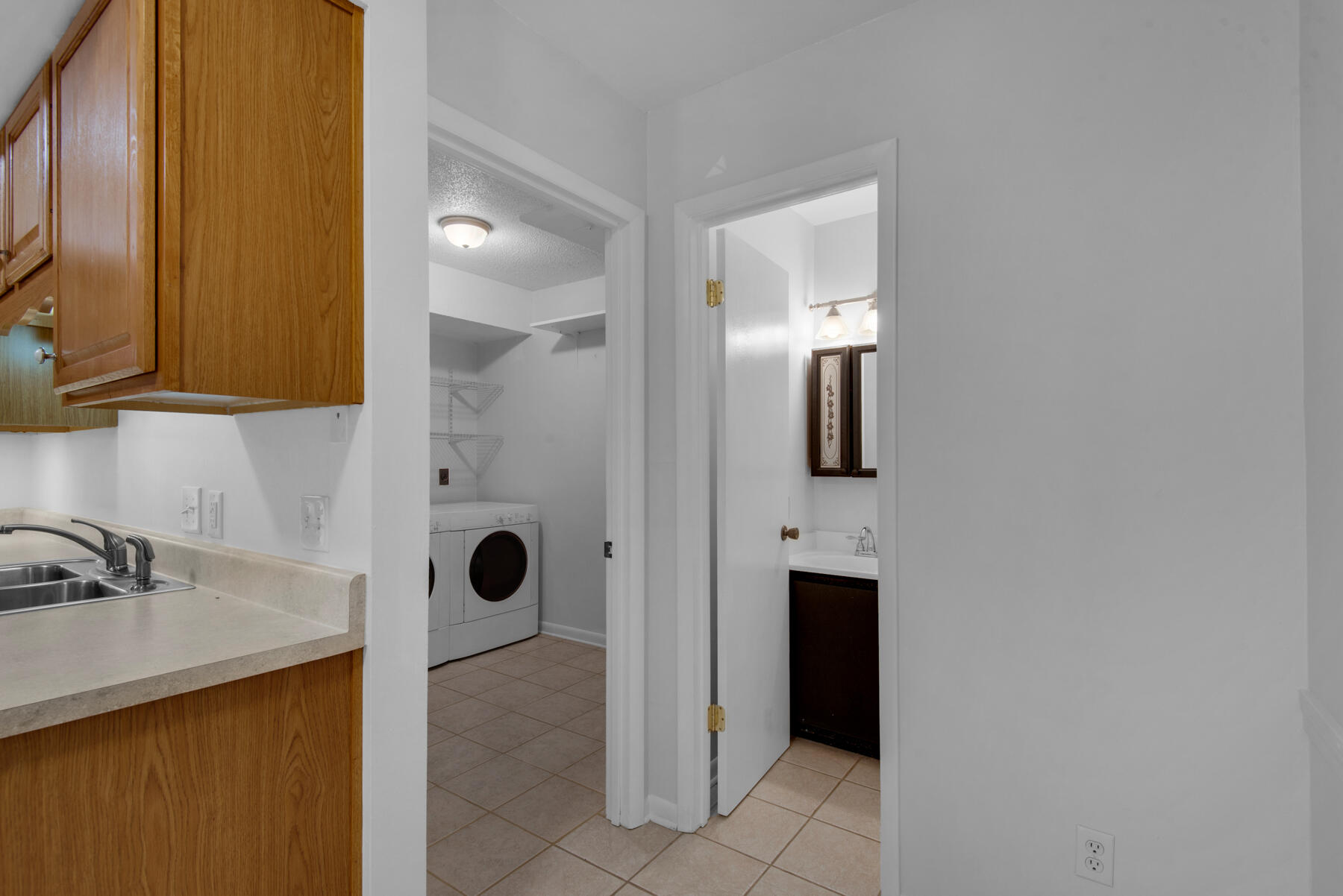 COUNTRY VILLAS PH 2 - Residential