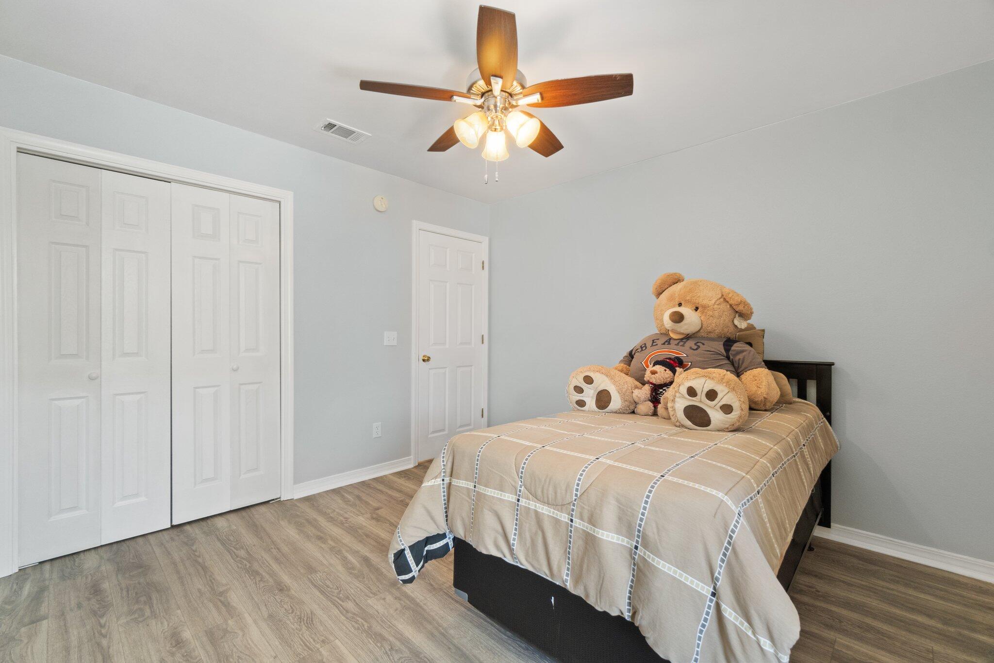 CROWN POINTE ESTATES - Residential