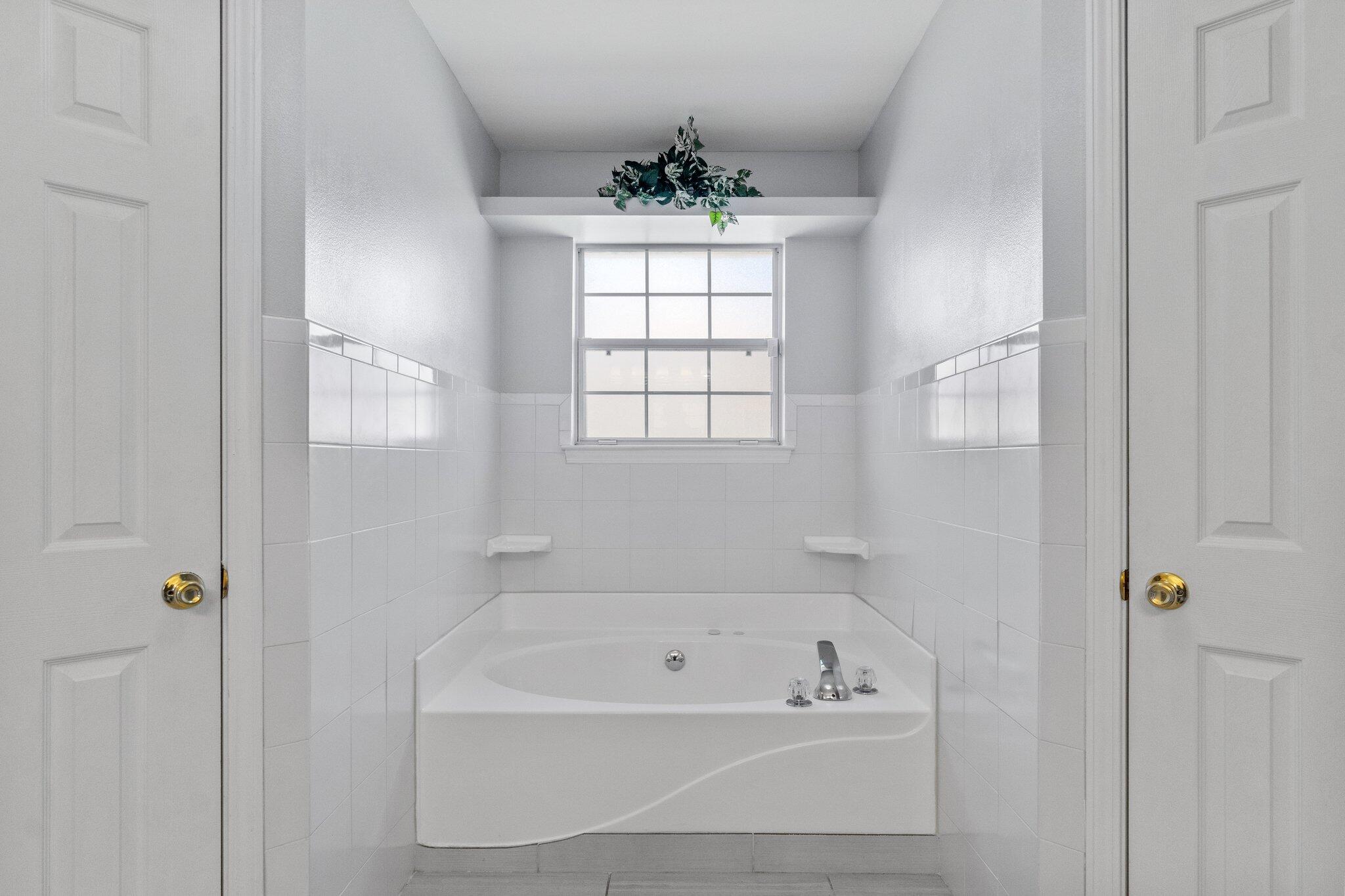 CROWN POINTE ESTATES - Residential