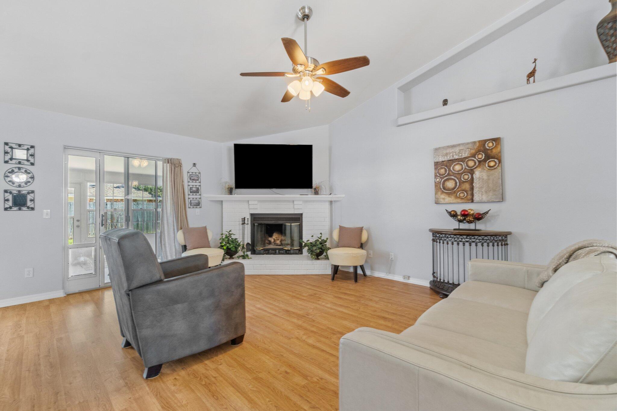 CROWN POINTE ESTATES - Residential