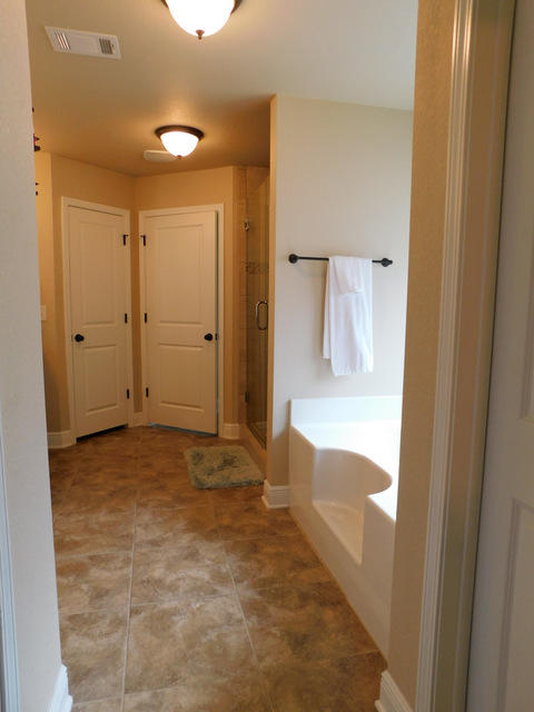 FOX VALLEY - Residential