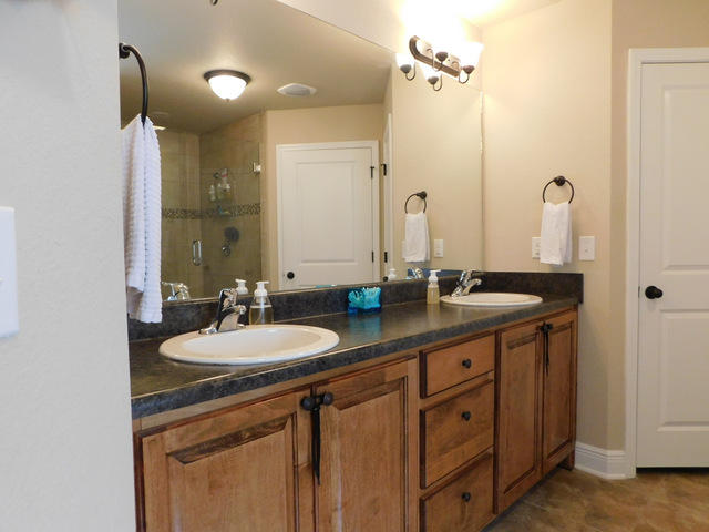 FOX VALLEY - Residential