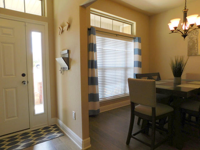 FOX VALLEY - Residential