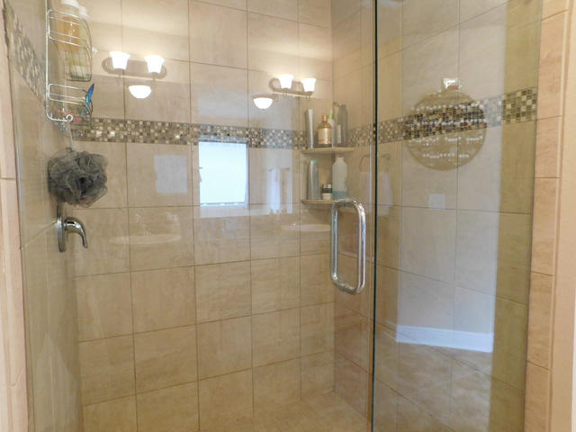 FOX VALLEY - Residential