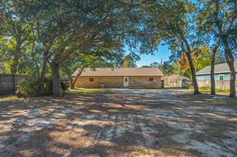 A home in Niceville