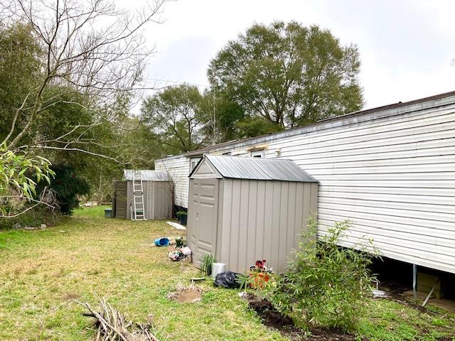 OAKWOOD HILLS UNIT 1 - Residential