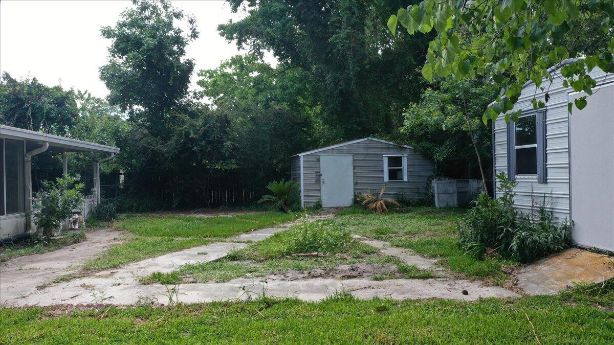 PINE MEADOWS 3RD ADDN - Residential