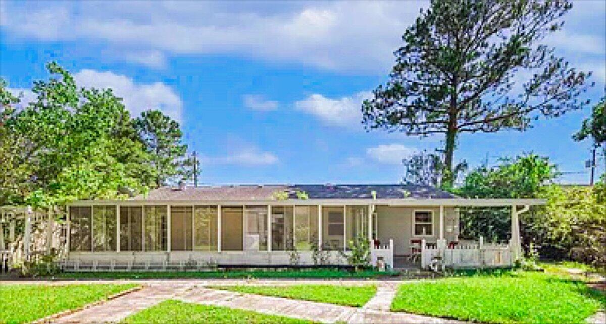 PINE MEADOWS 3RD ADDN - Residential