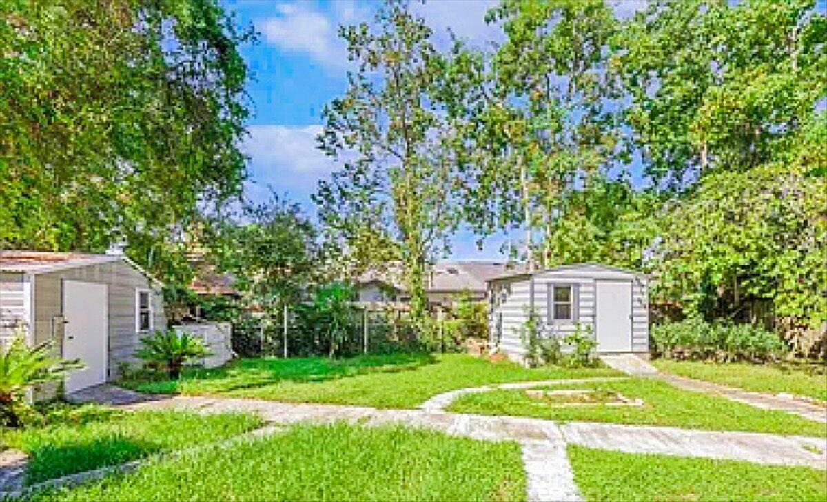 PINE MEADOWS 3RD ADDN - Residential