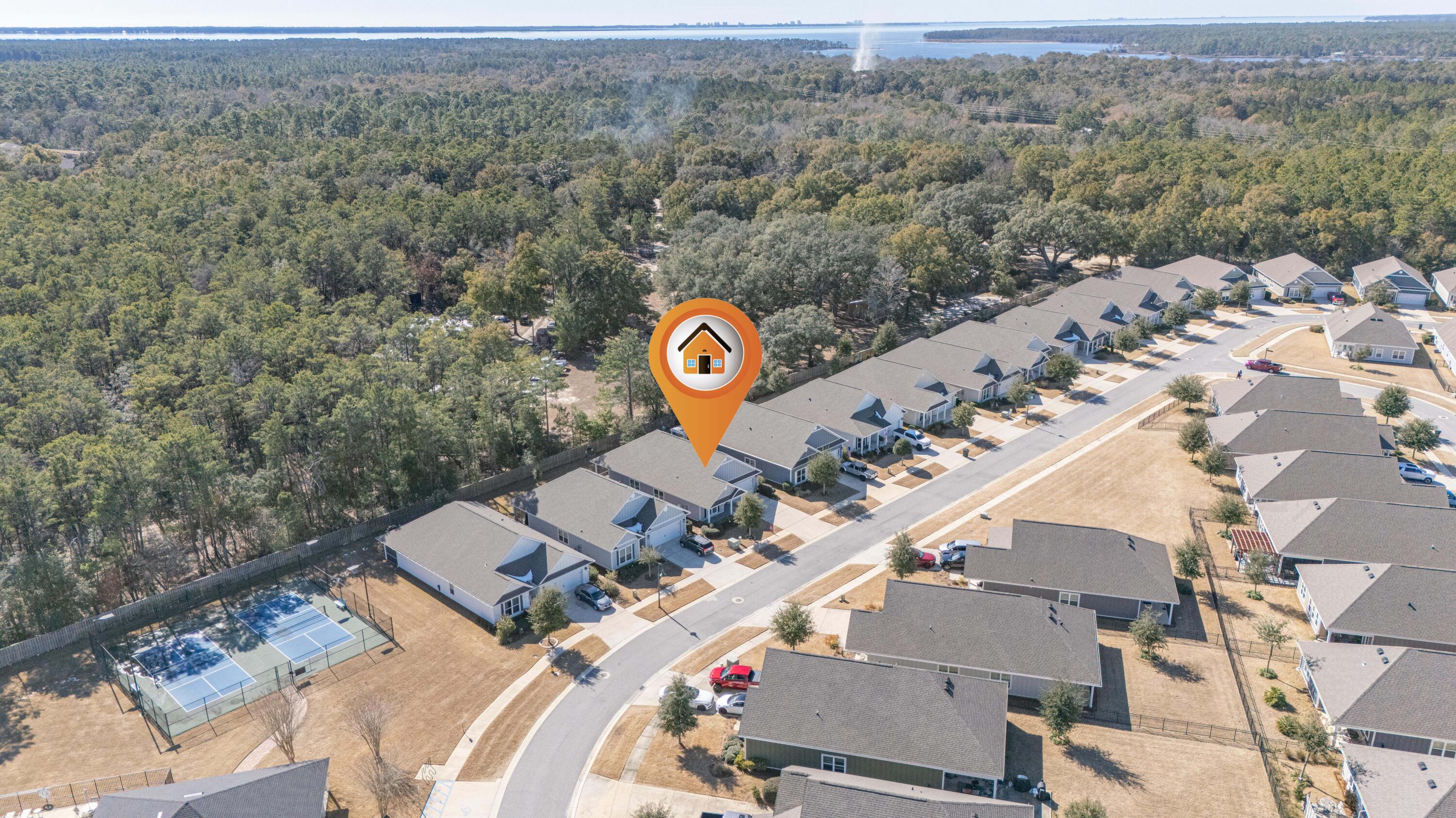 HAMMOCK BAY - Residential
