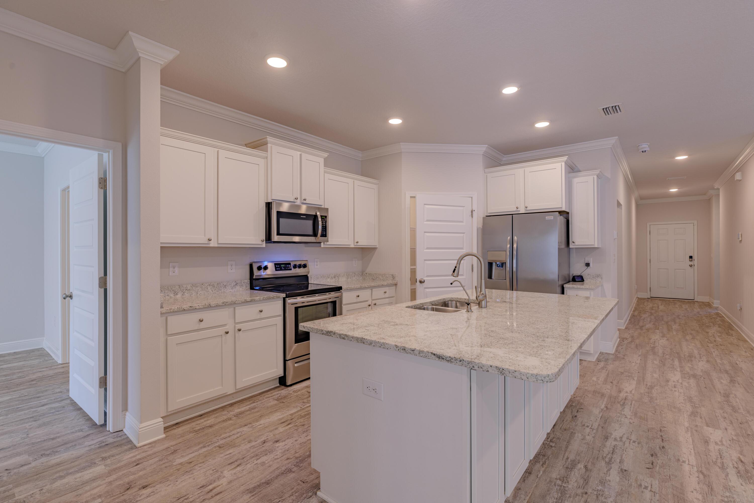 HAMMOCK BAY - Residential