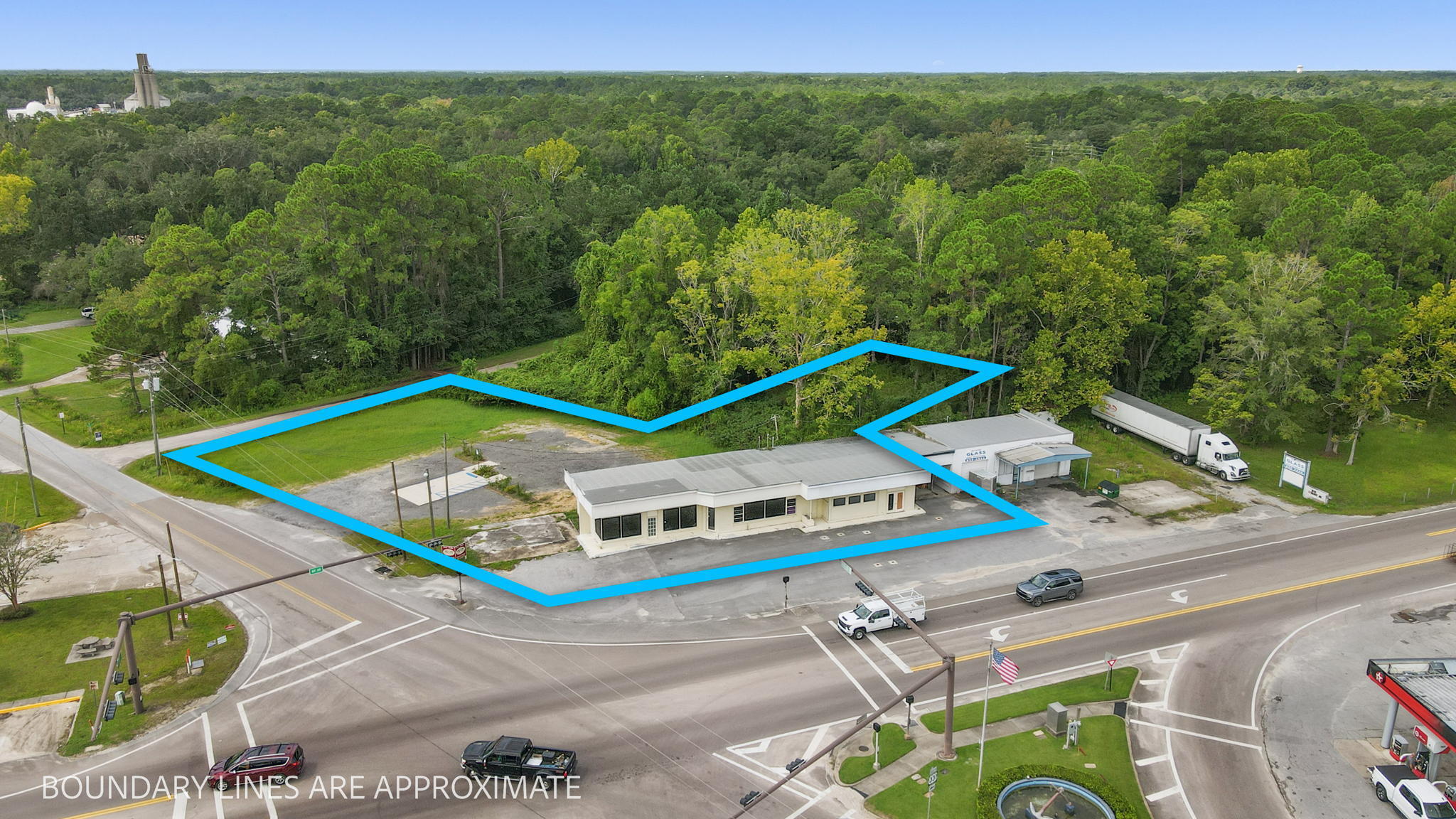 BRING ALL OFFERS! MOTIVATED SELLER!!!!! You do not want to miss out on this great opportunity to own a commercial property in the growing city of Freeport! Location! Location! Location! This is on a main intersection and has great visibility! C2 commercial zoning! The seller has several studies already done to the property, avaialbe upon request! Property appraisers does not reflect true purchase price. Seller and original owner had seller financing negotiated into purchase. Seller has over $100,000 worth of site work and plans done on the property.