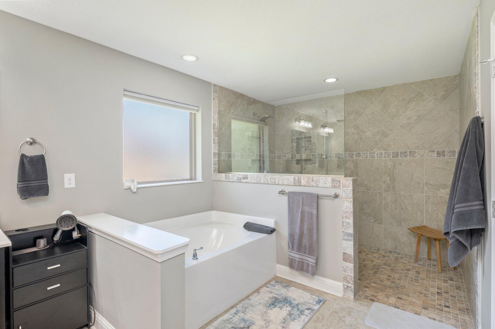 Nature Lake - Residential