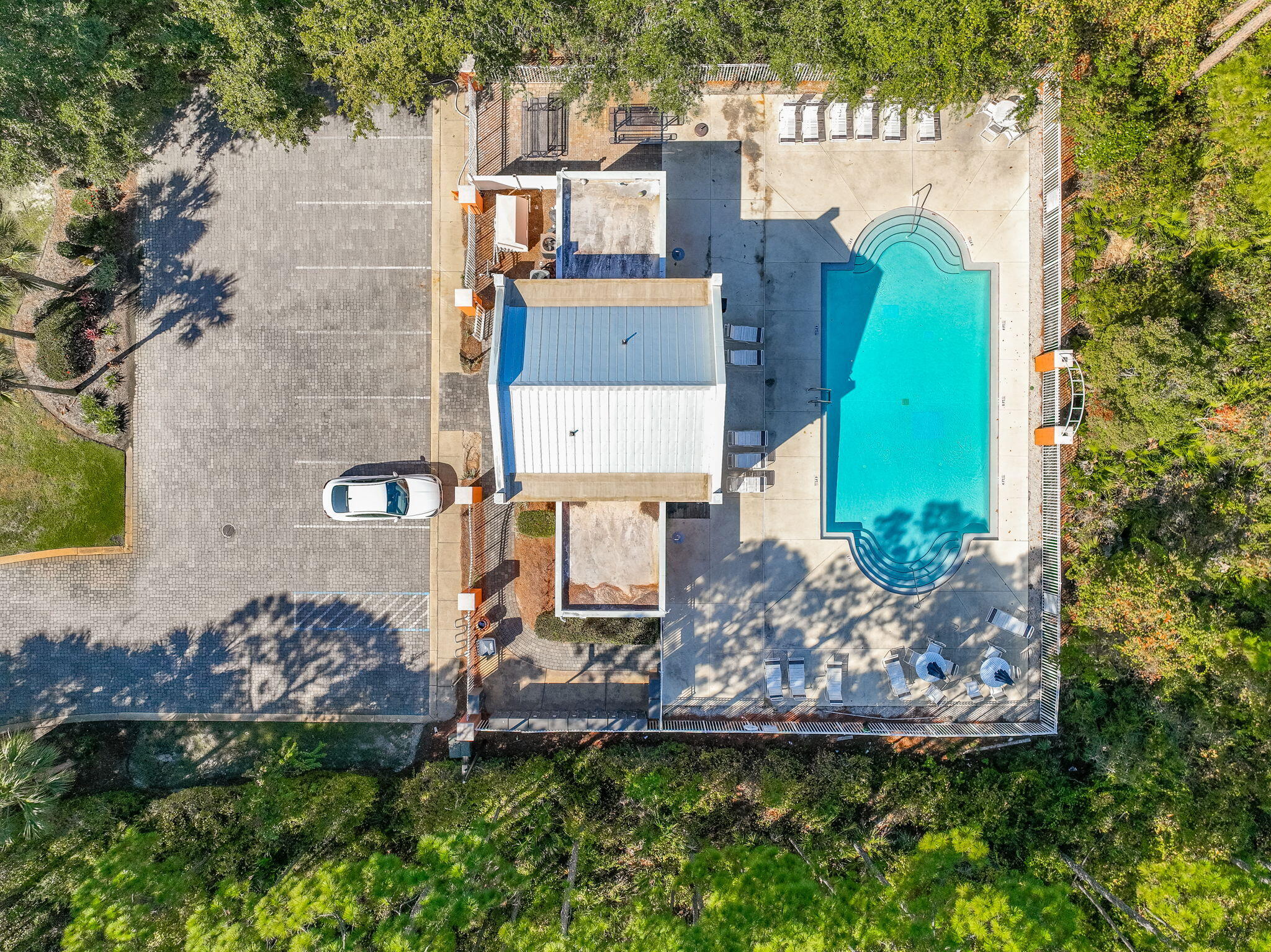 FRANGISTA BEACH - Land