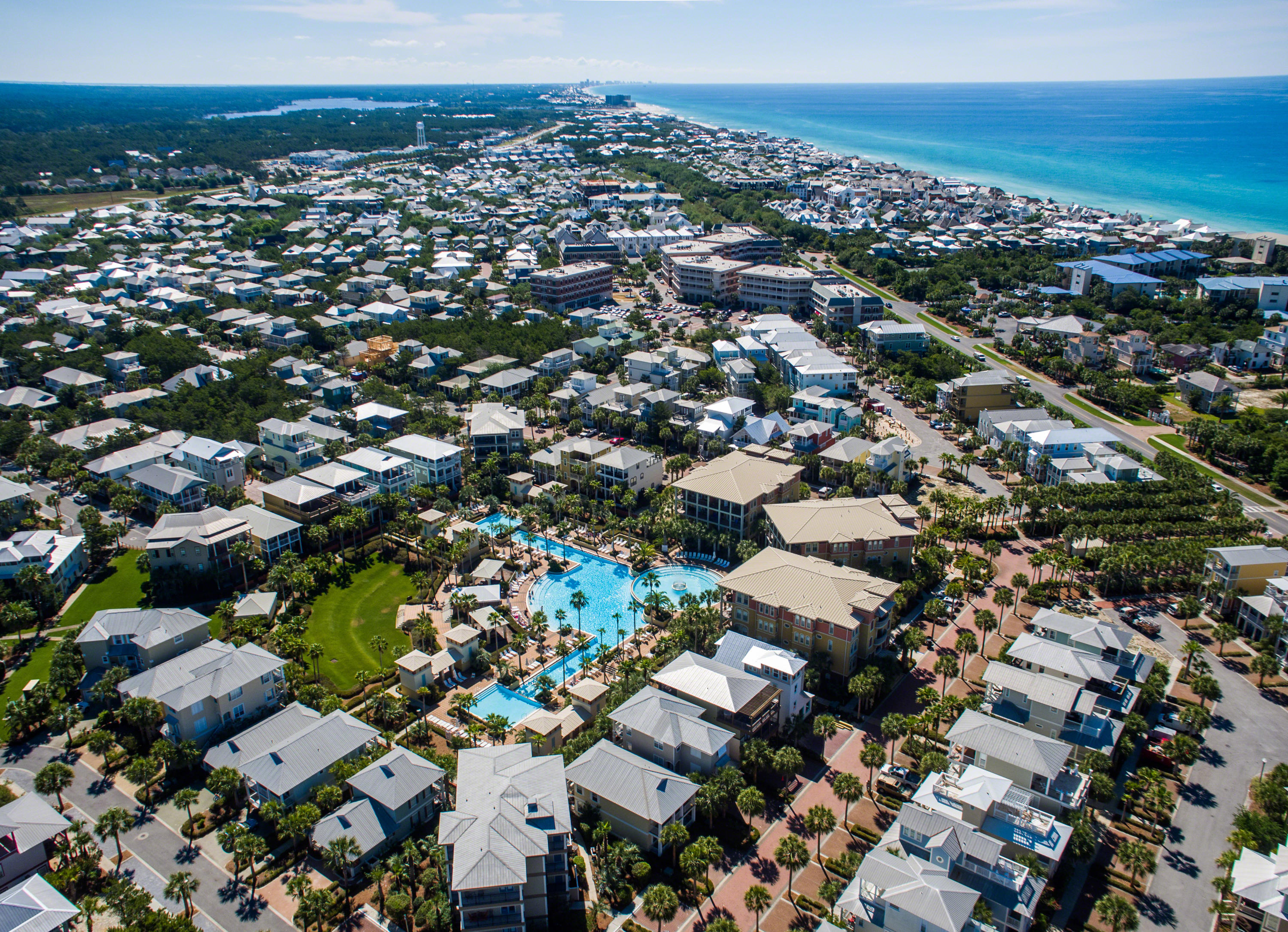 ALEXANDER AT PALM COURT - Residential