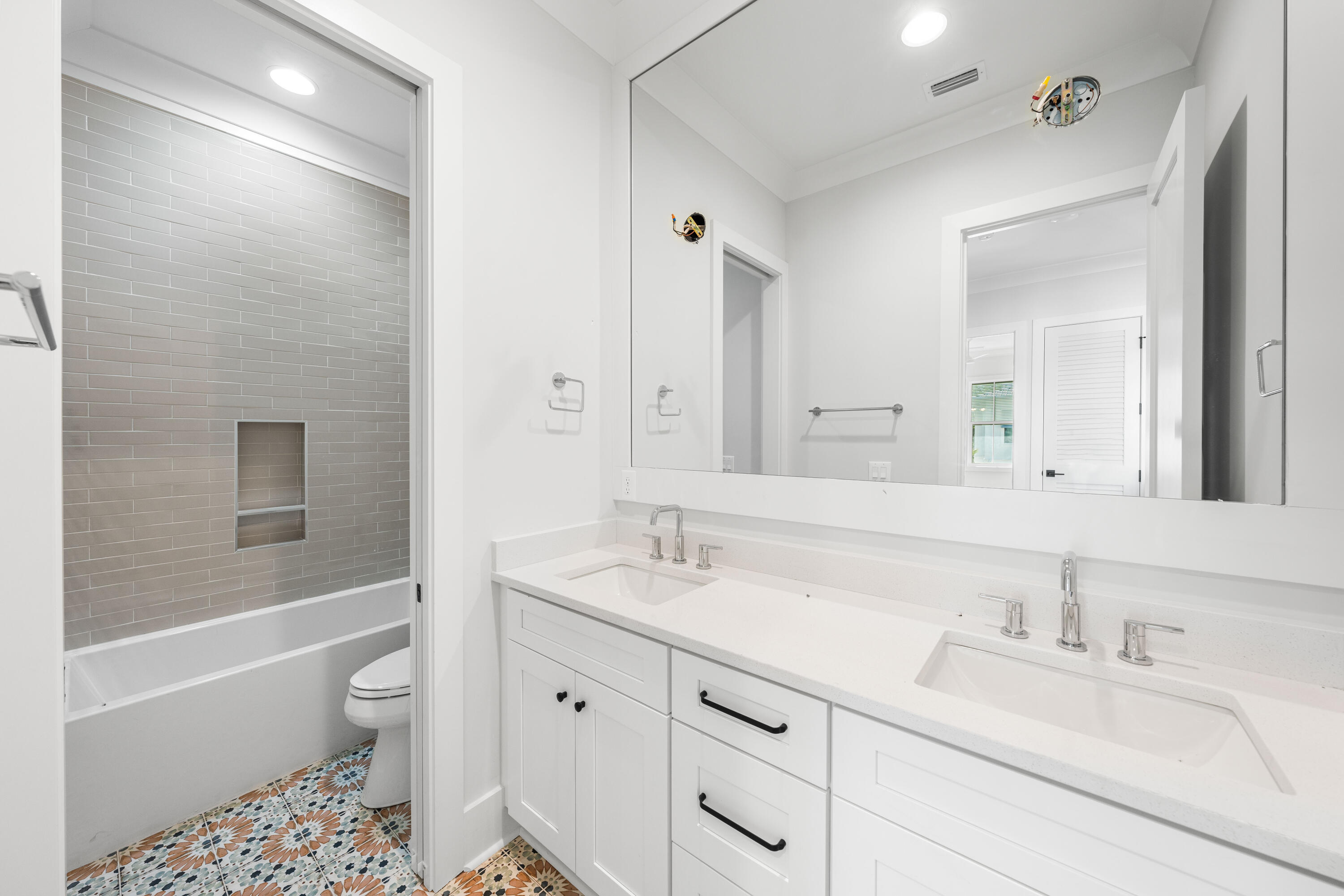 Century 393 - Residential Lease