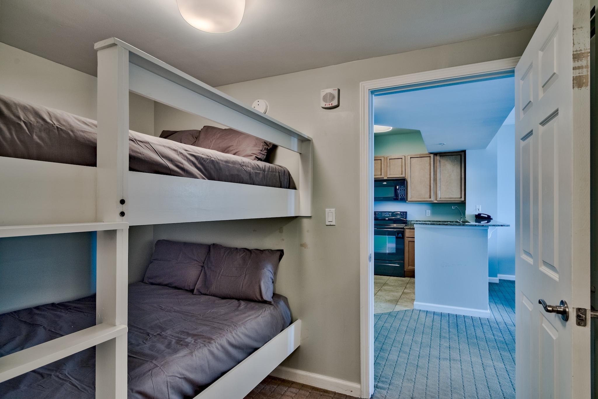 THE PALMS OF DESTIN - Residential